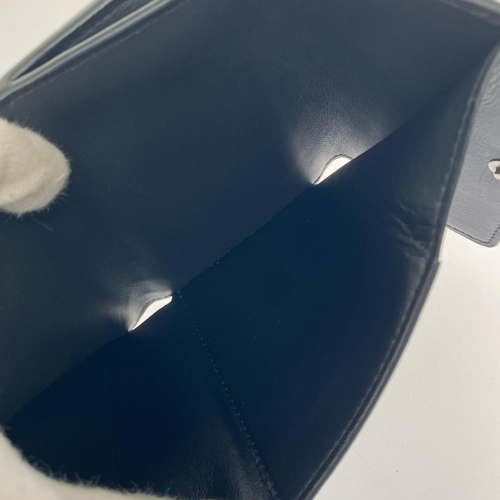 LV ポルトフォイユ パイロット モノグラムトリヨン M82556