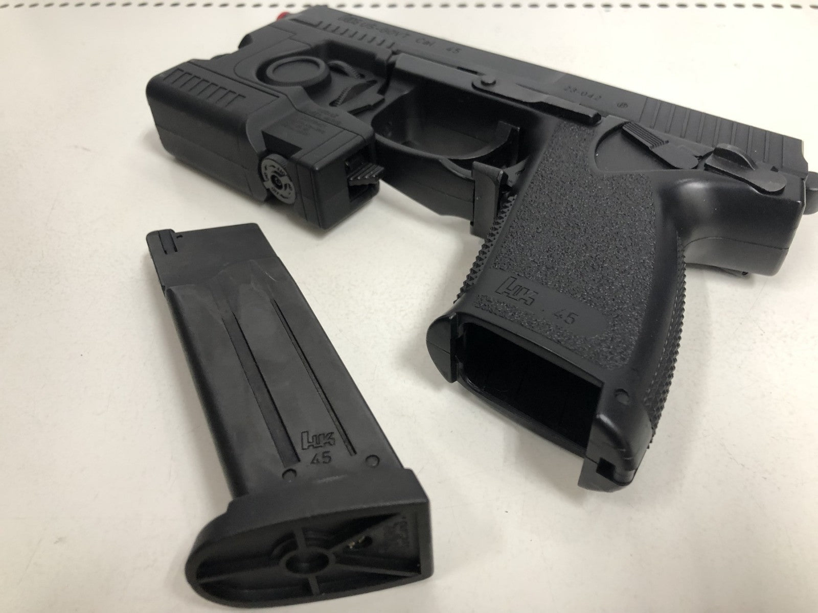 SOCOM MK23 ガン