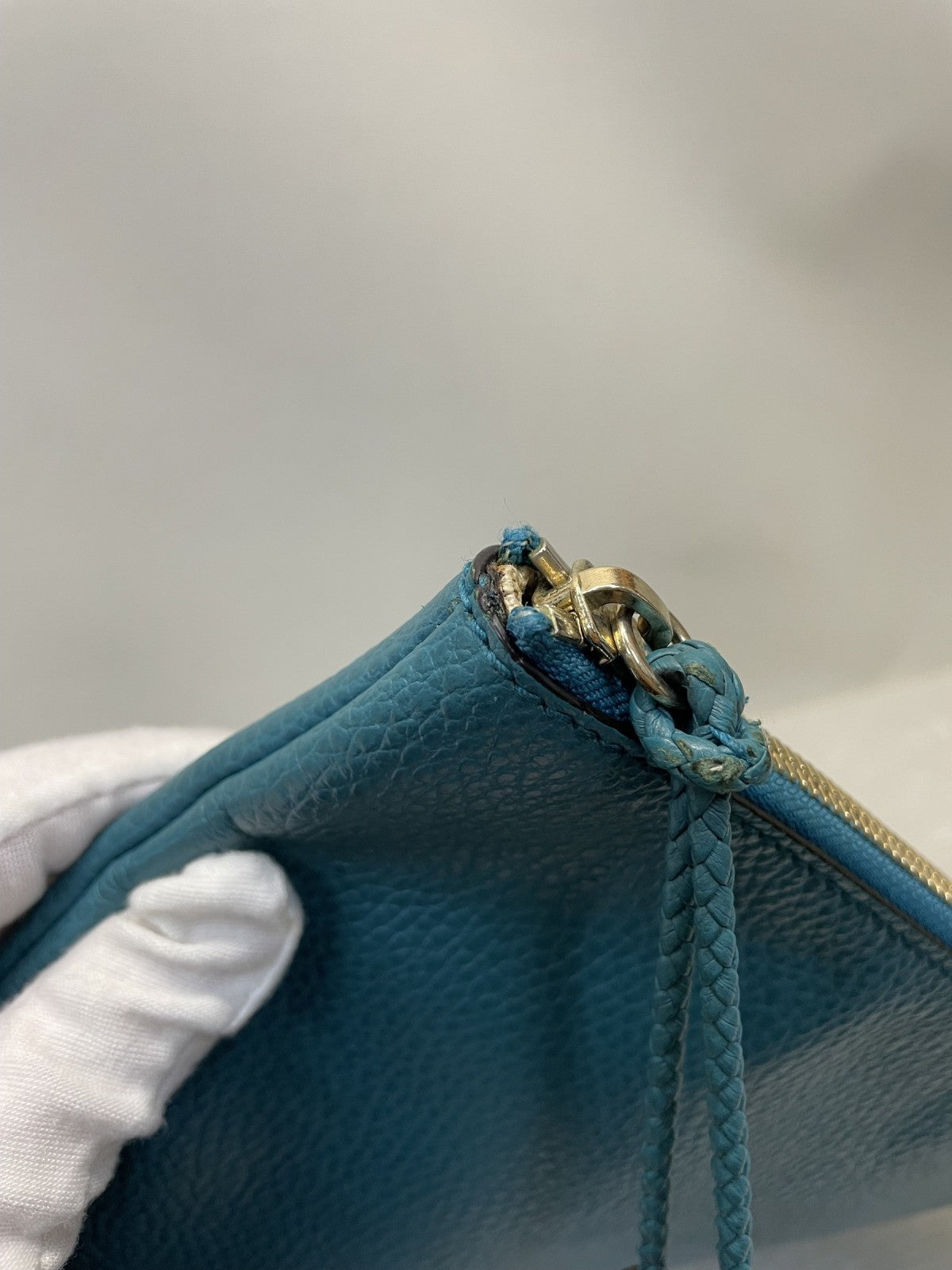 GUCCI バンブータッセル クラッチバッグ ブルー