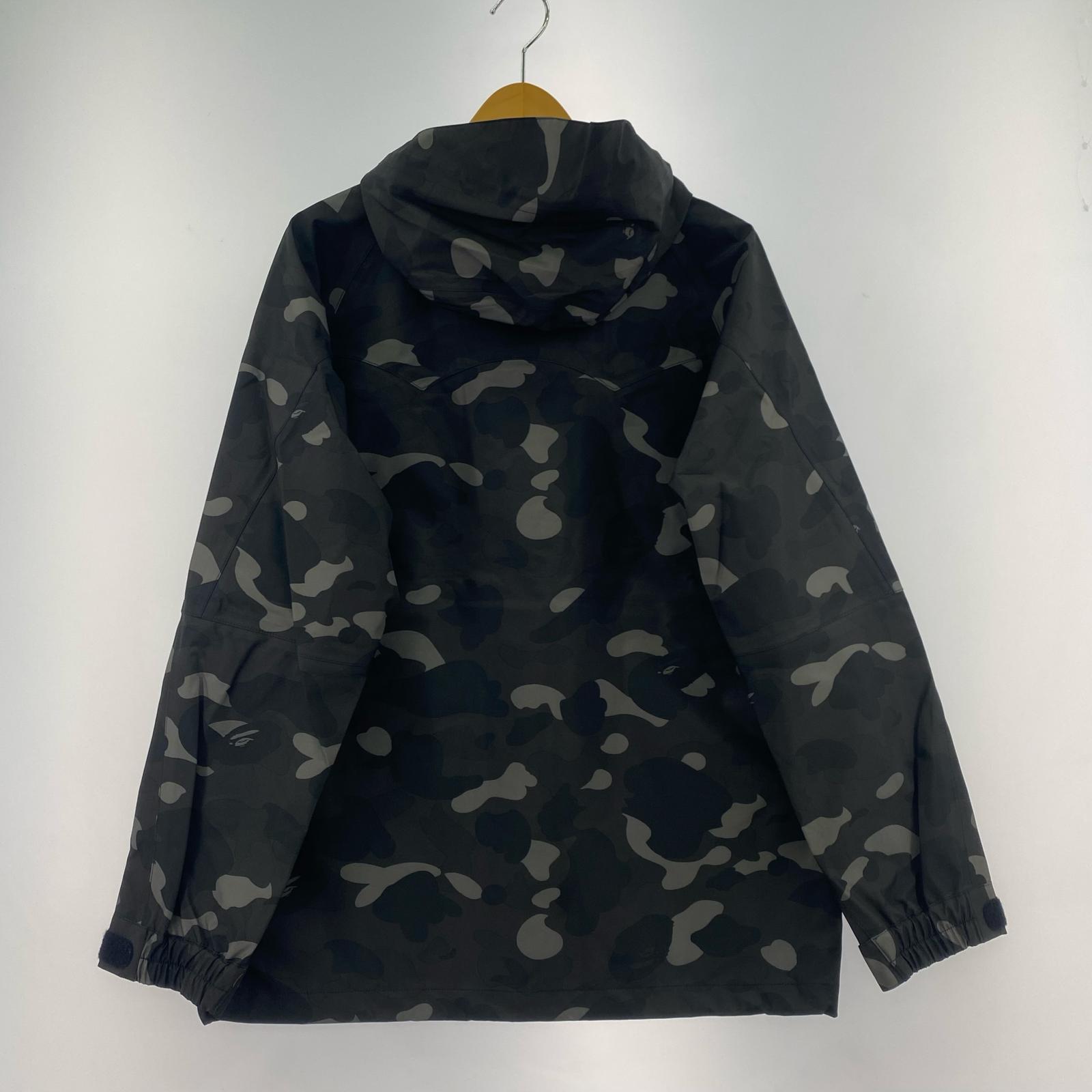 マウンテンパーカー GORE-TEX COLOR CAMO SNOWBOARD JACKET M 黒 M ブラック