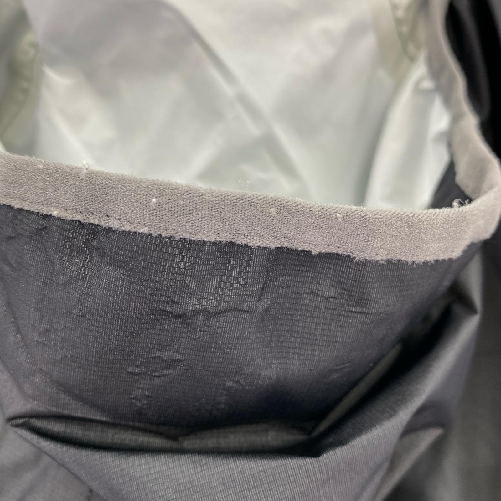 マウンテンパーカー OMM Halo+ Jacket M ブラック