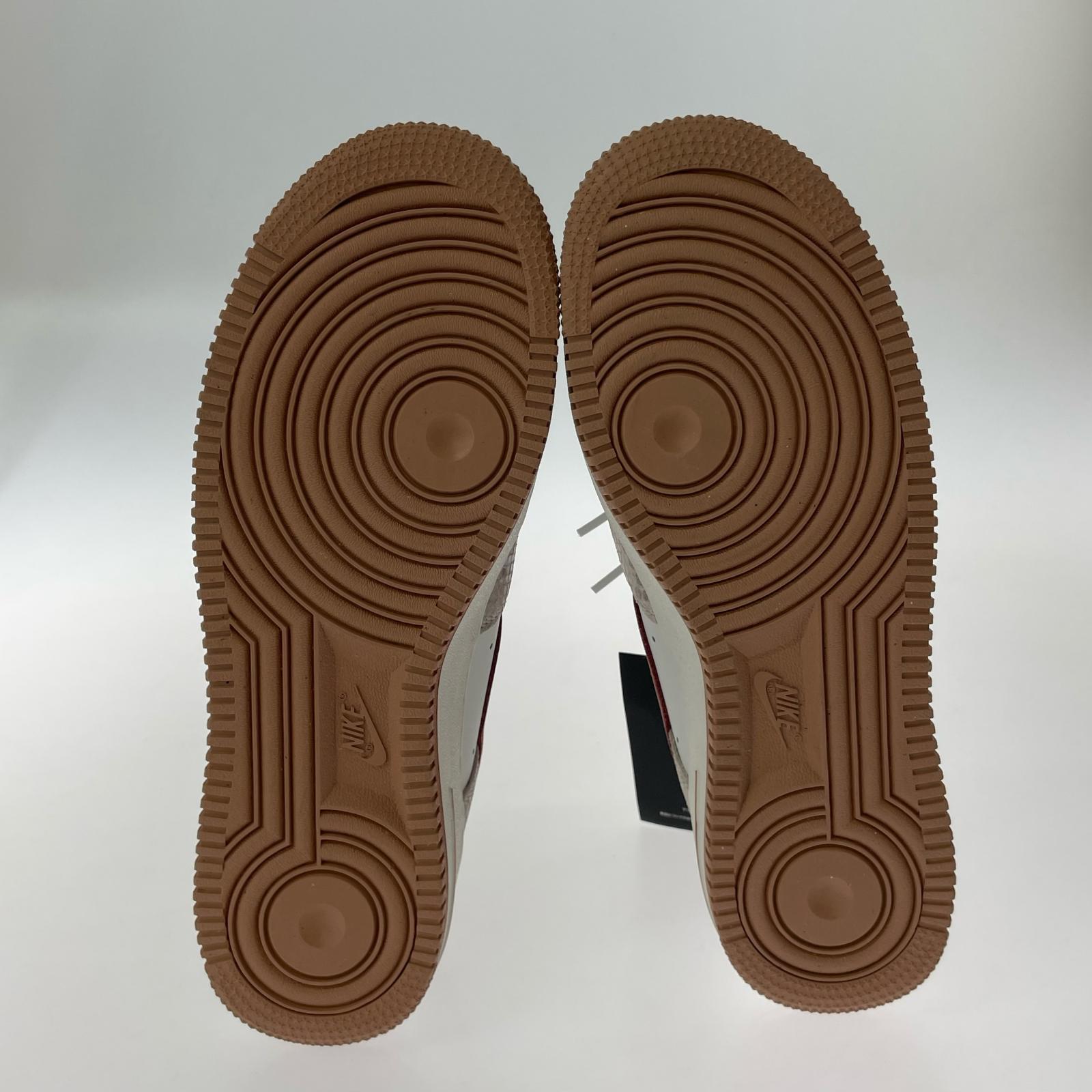 スニーカー AIR FORCE 1 `07 LV8 (25.5cm) 25.5cm (US7 1/2 UK7 EU41) ホワイト