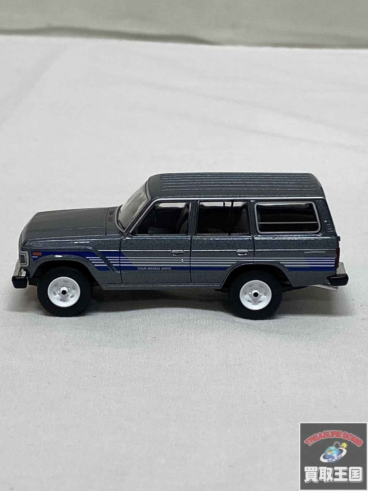 ランドクルーザー60 GX トミカ