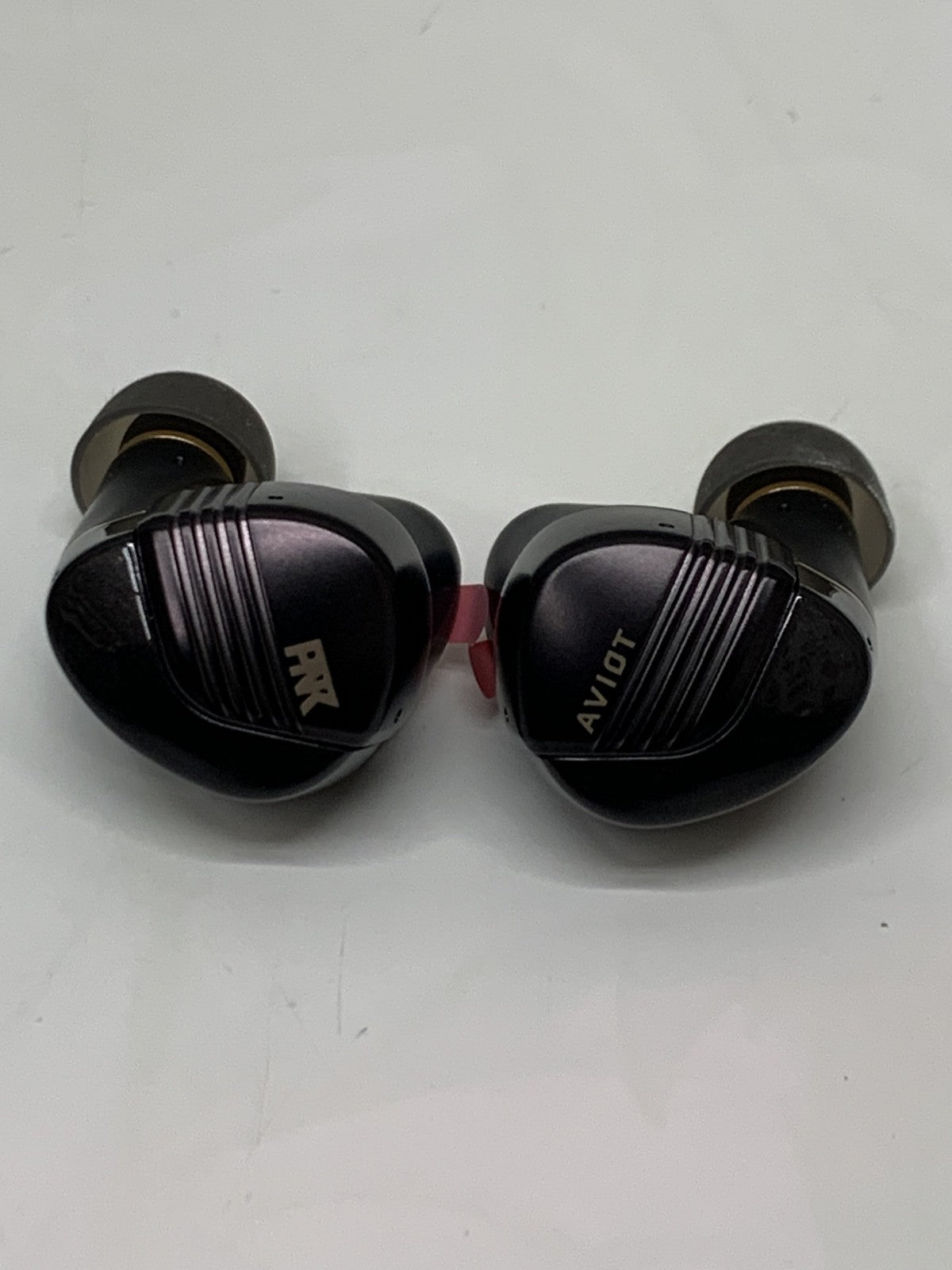AVIOT ワイヤレスイヤホン TE-W1-PNK ピエール中野モデル オーディオ機器