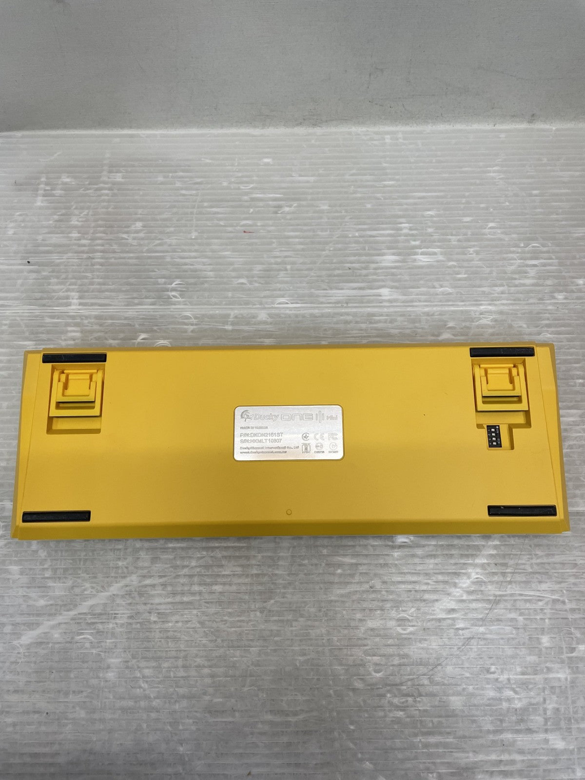 DUCKY ONE 3 mini 60% RGB 銀軸 イエロー フィギュア/グッズ