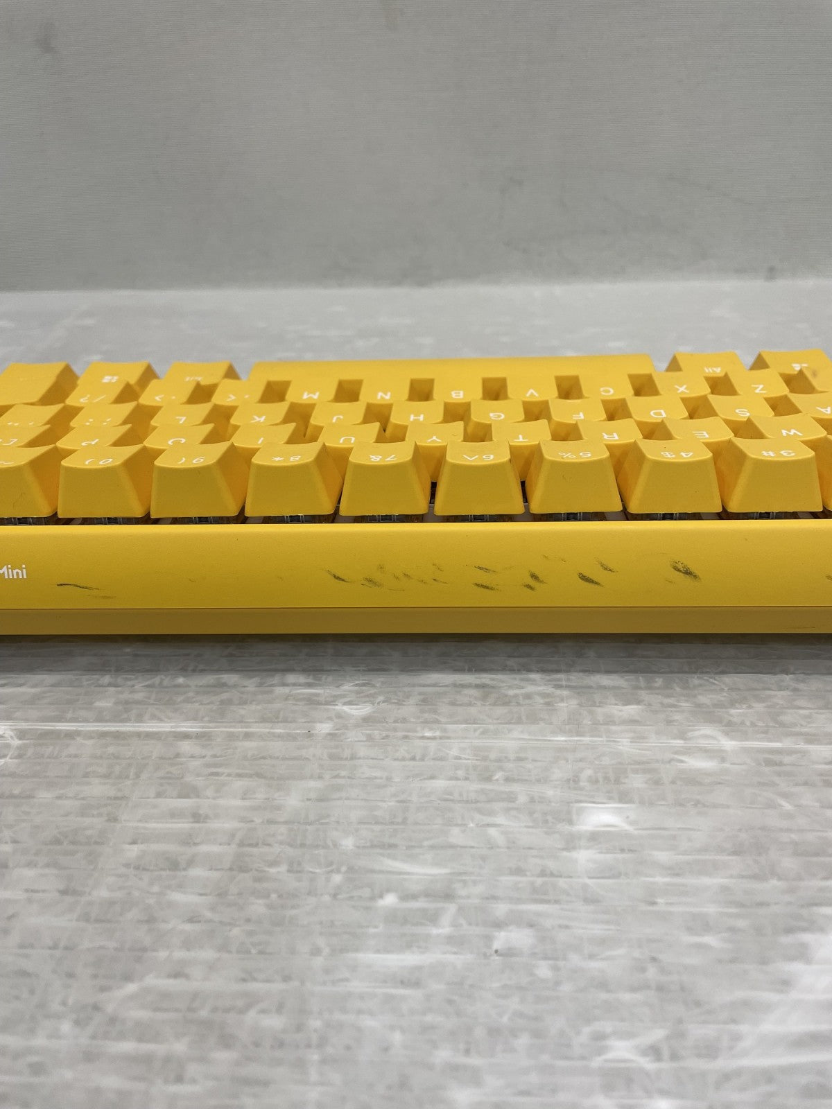 DUCKY ONE 3 mini 60% RGB 銀軸 イエロー フィギュア/グッズ