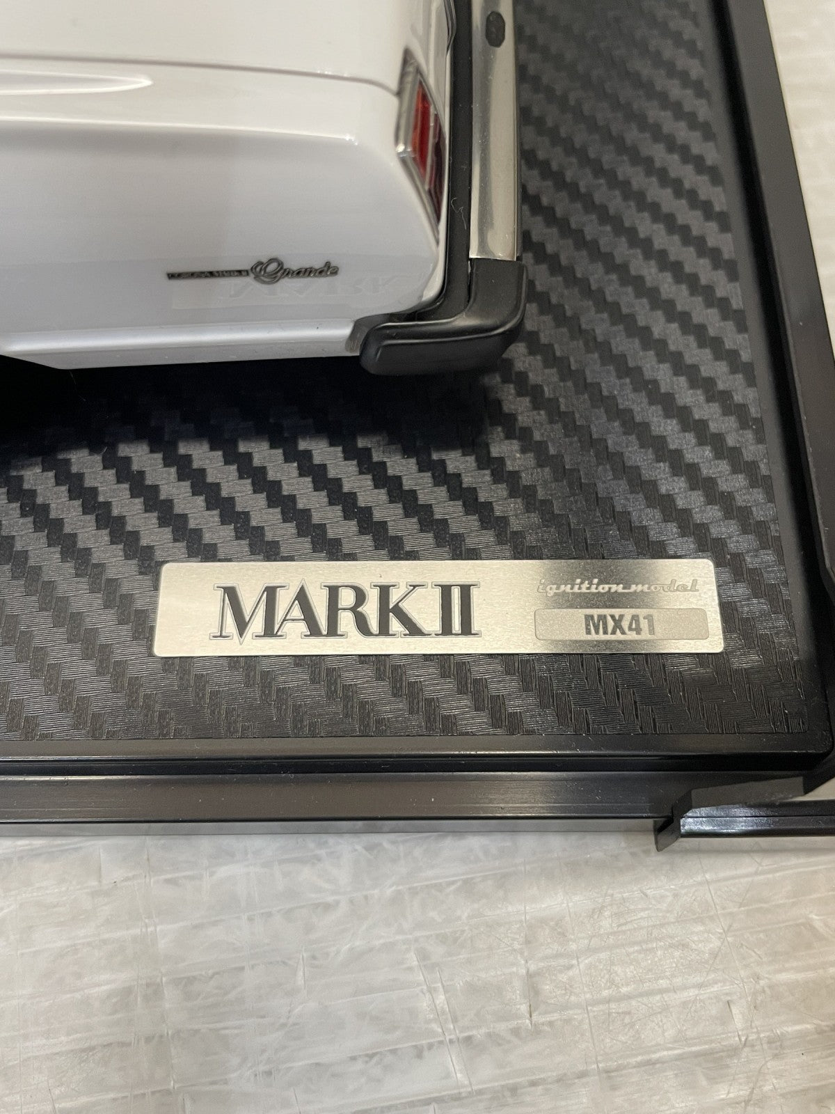 1/18 イグニッションモデル Toyota MarkII セダングランデ スケールカー