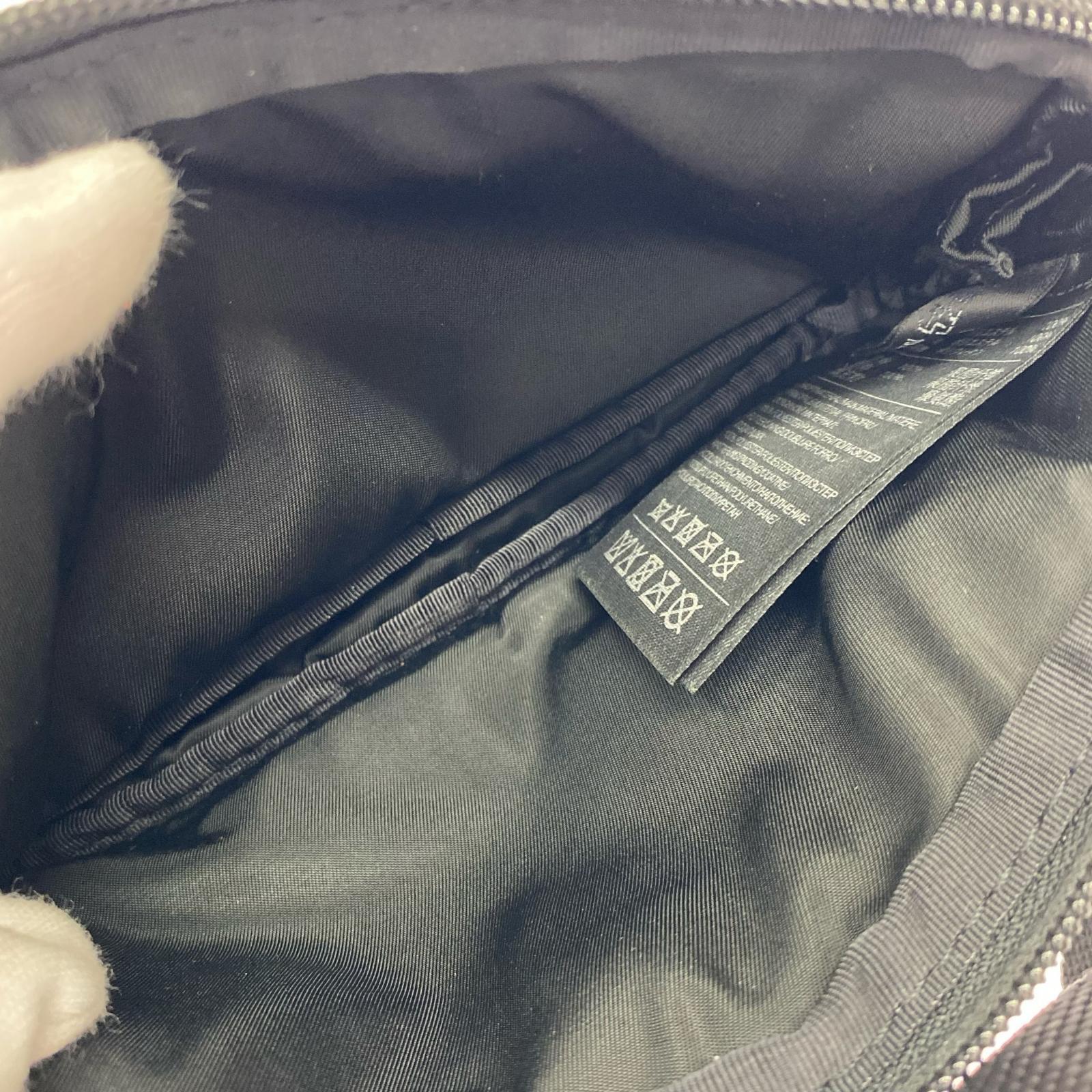 ショルダーバッグ CH2 GFX POUCH ブラック ブラック