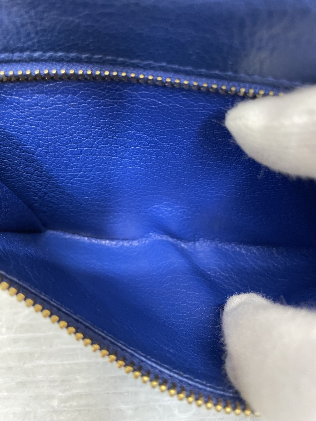 miumiu MADRAS ゴートスキン 封筒型 ウォレット 青