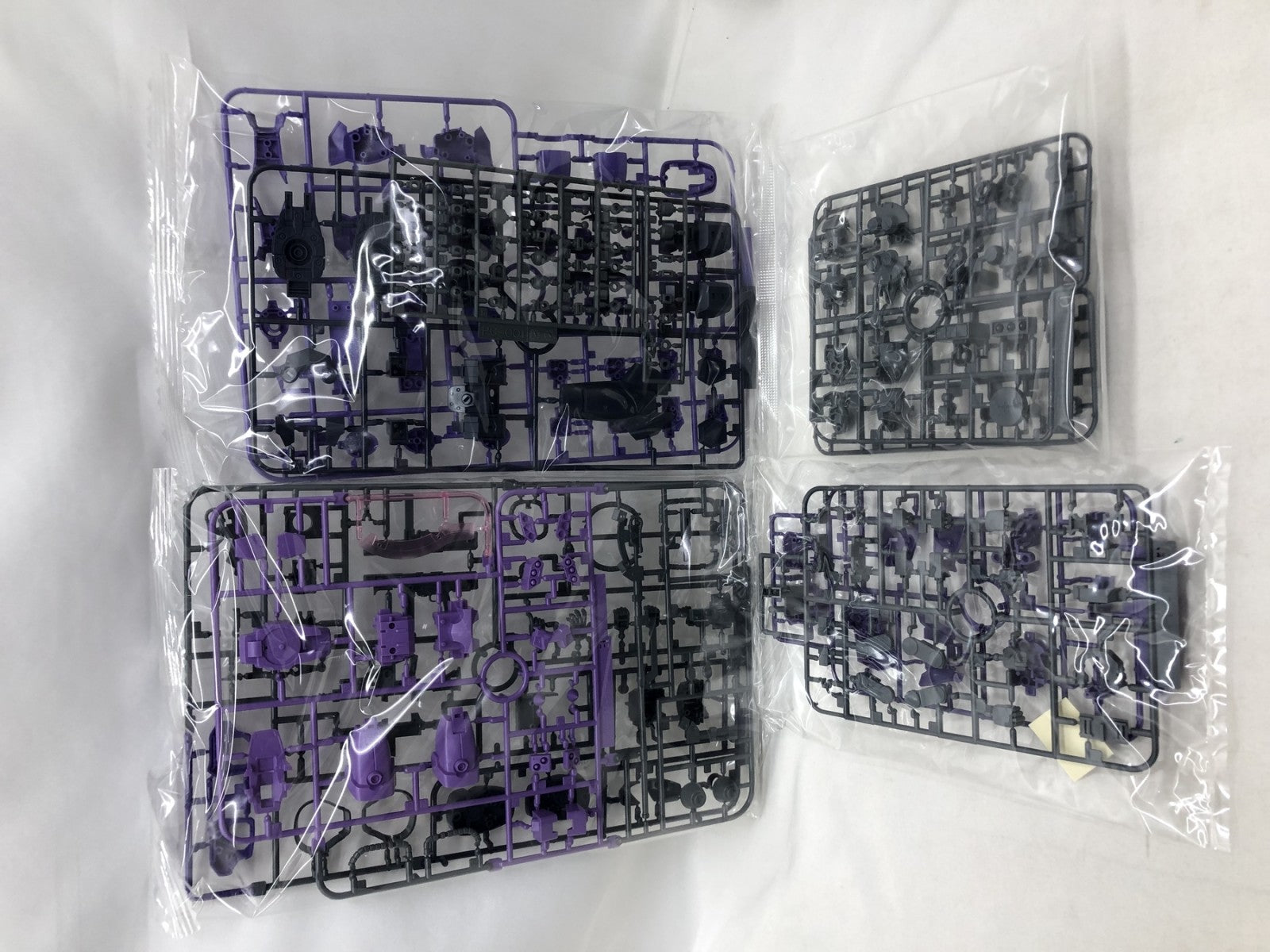 HG 1/144 スーパーカスタムザクF2000 ガンプラ