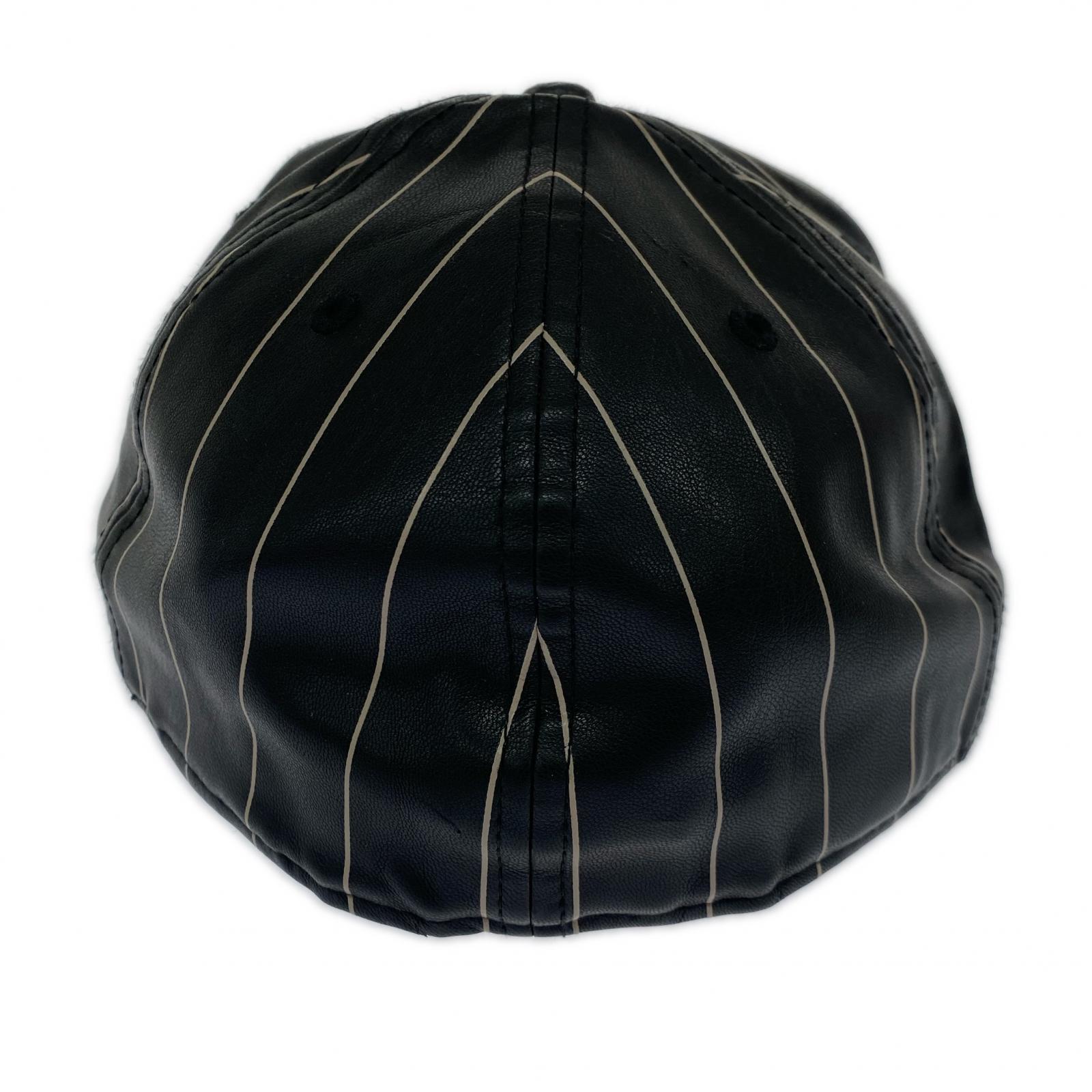 キャップ × new era レザー 黒 ブラック