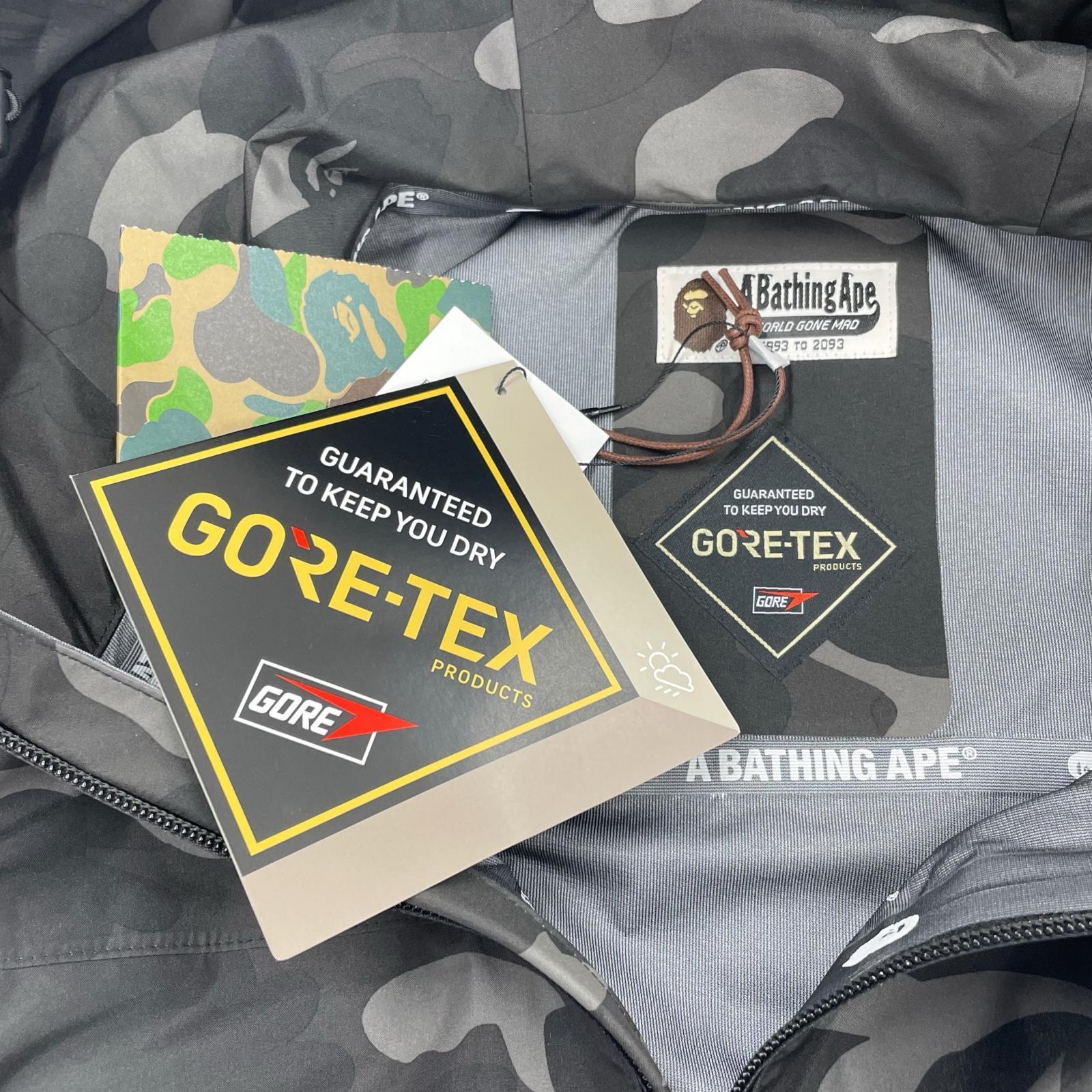 ジャケット GORE-TEX COLOR CAMO SHELL JACKET S