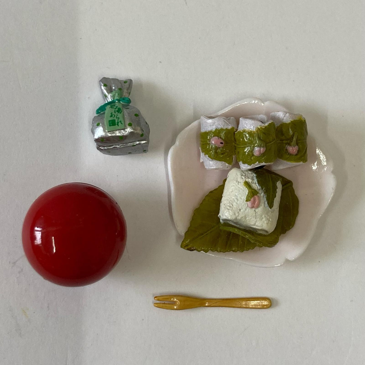 和SWEETS シークレット 贈り物 リーメント