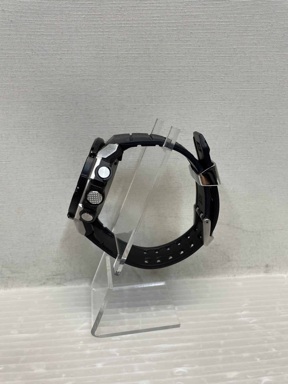 腕時計 GST-B300