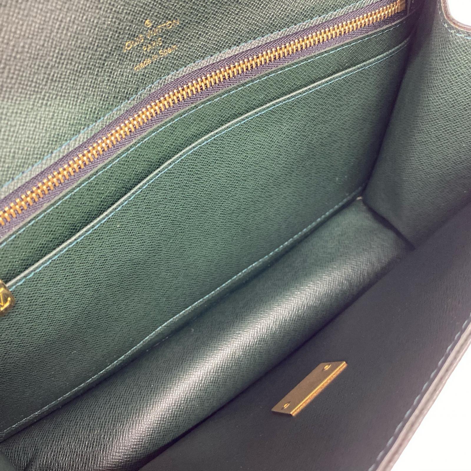 LV タイガ クラッチバッグ