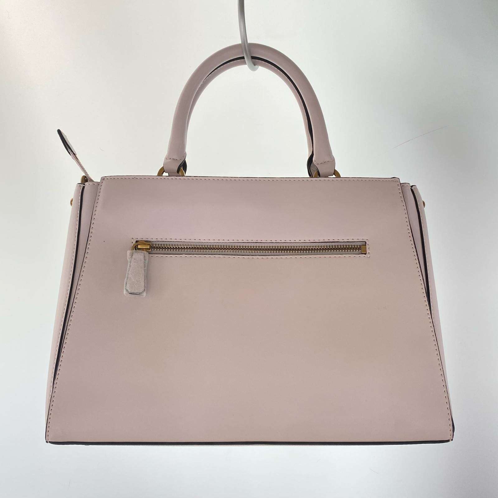 ハンドバッグ GUESS FLEET GIRLFRIEND Satchel ピンク