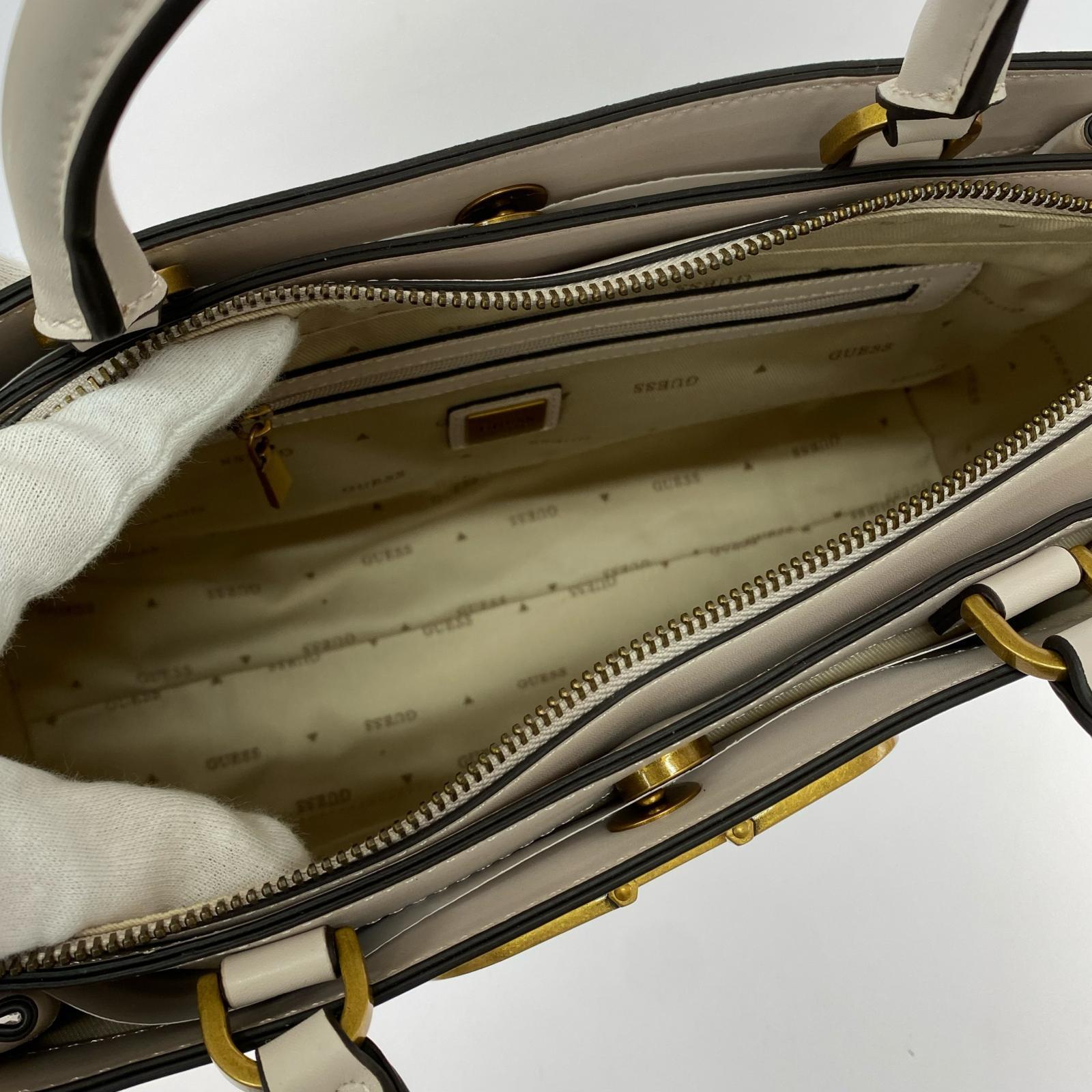 ハンドバッグ GUESS FLEET GIRLFRIEND Satchel ピンク