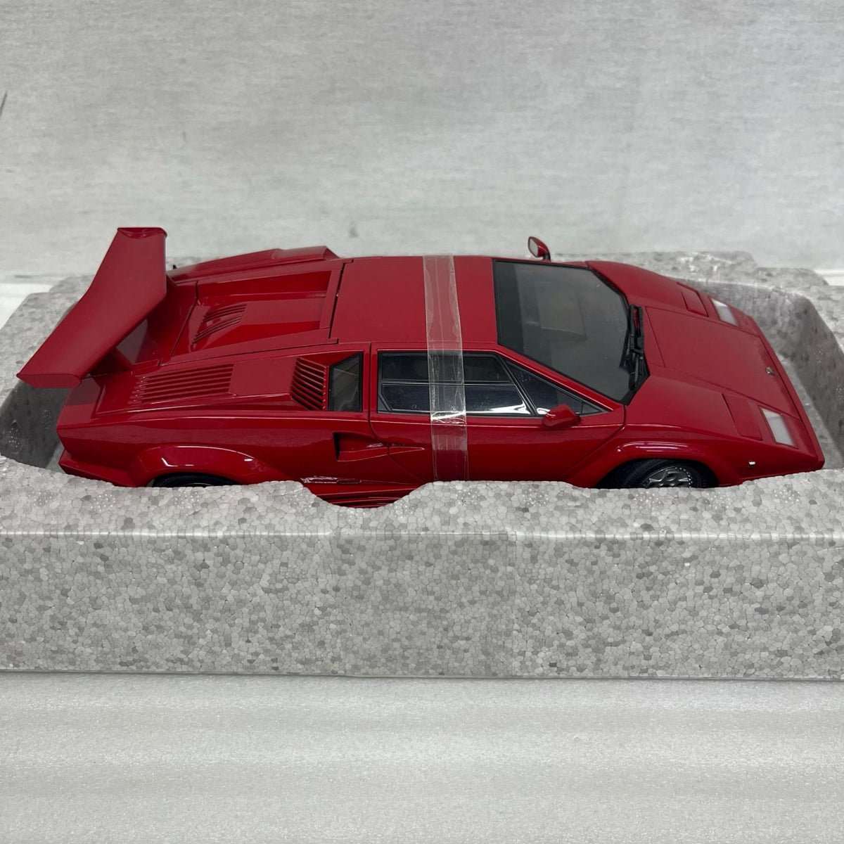 AUTOart ランボルギーニカウンタック 25th アニバーサリー レッド AUTOart スケールカー