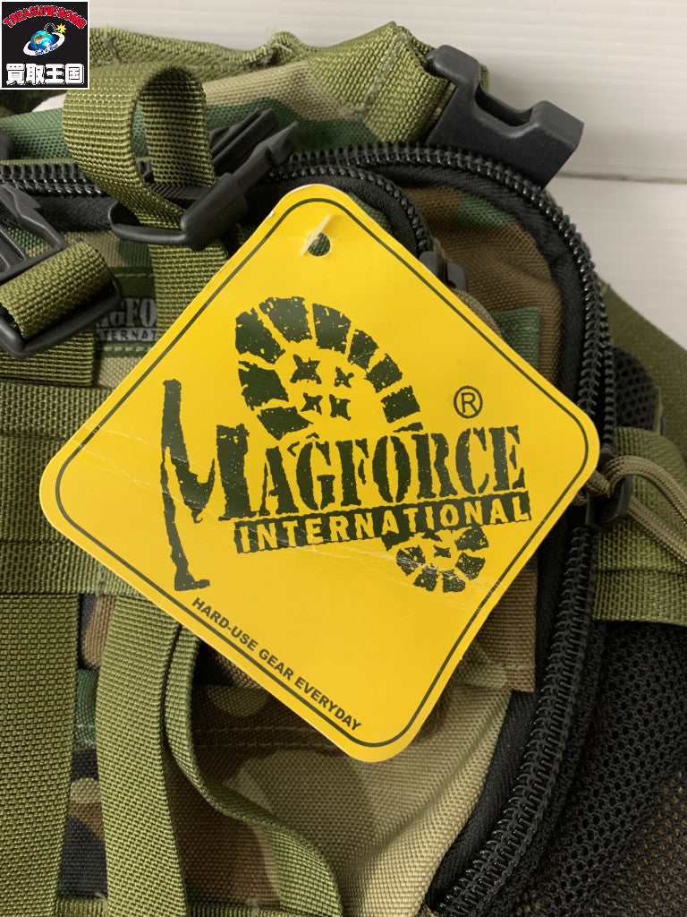 MAGFORCE ミニショルダーバッグ ウッドランドカモ ガン
