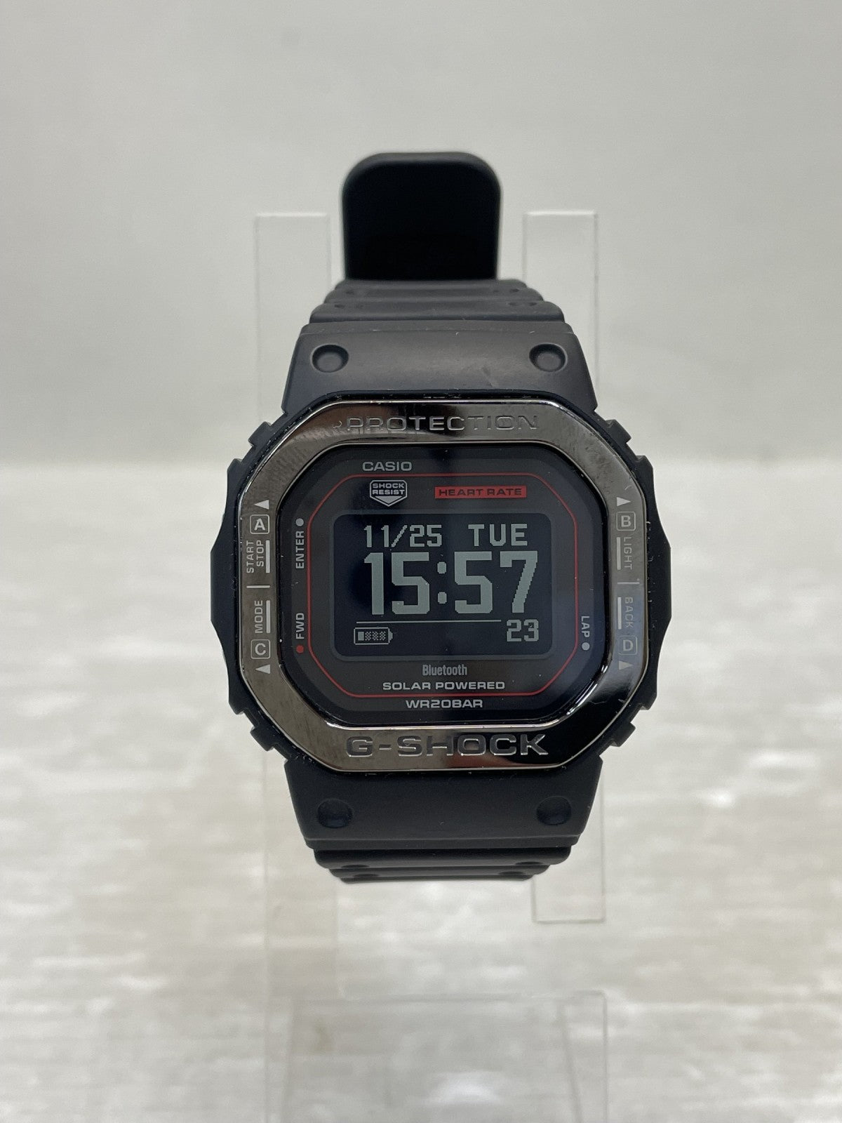 腕時計 CASIO G-SHOCK DW-H5600 G-SQUAD メタルベゼル 腕時計