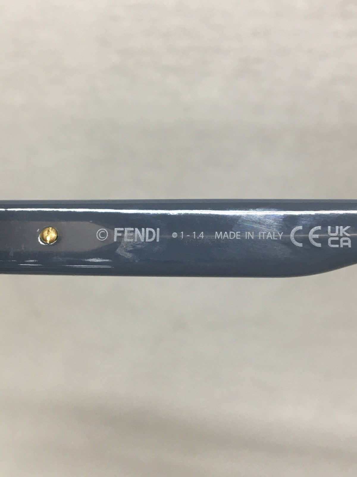 FE40140U サングラス ケース付属