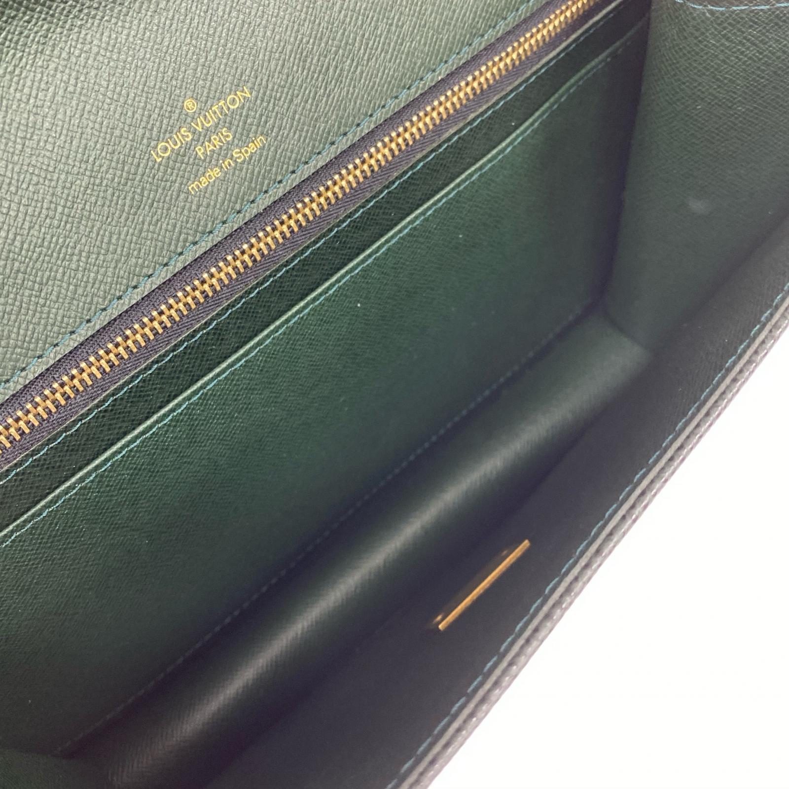 LV タイガ クラッチバッグ