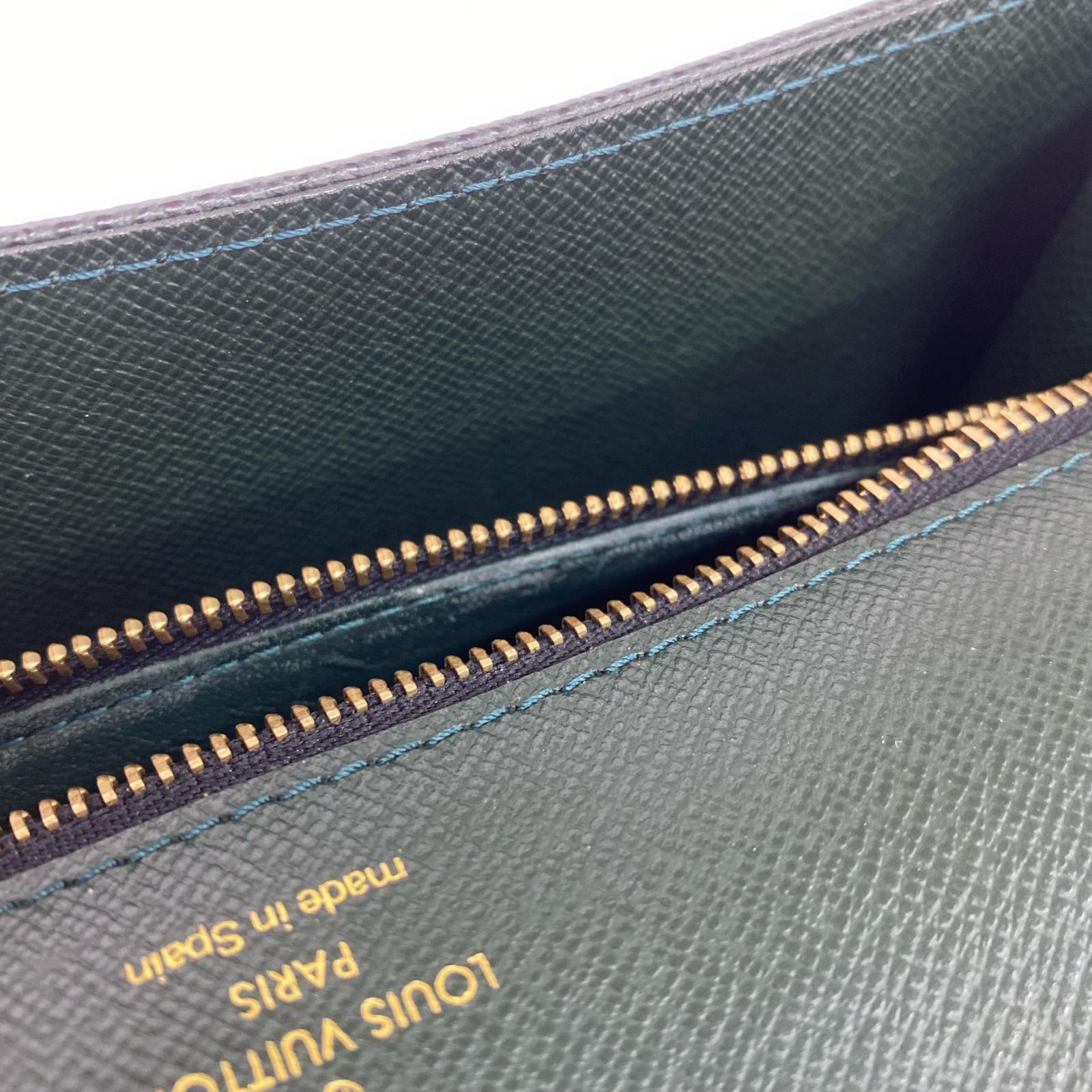 LV タイガ クラッチバッグ
