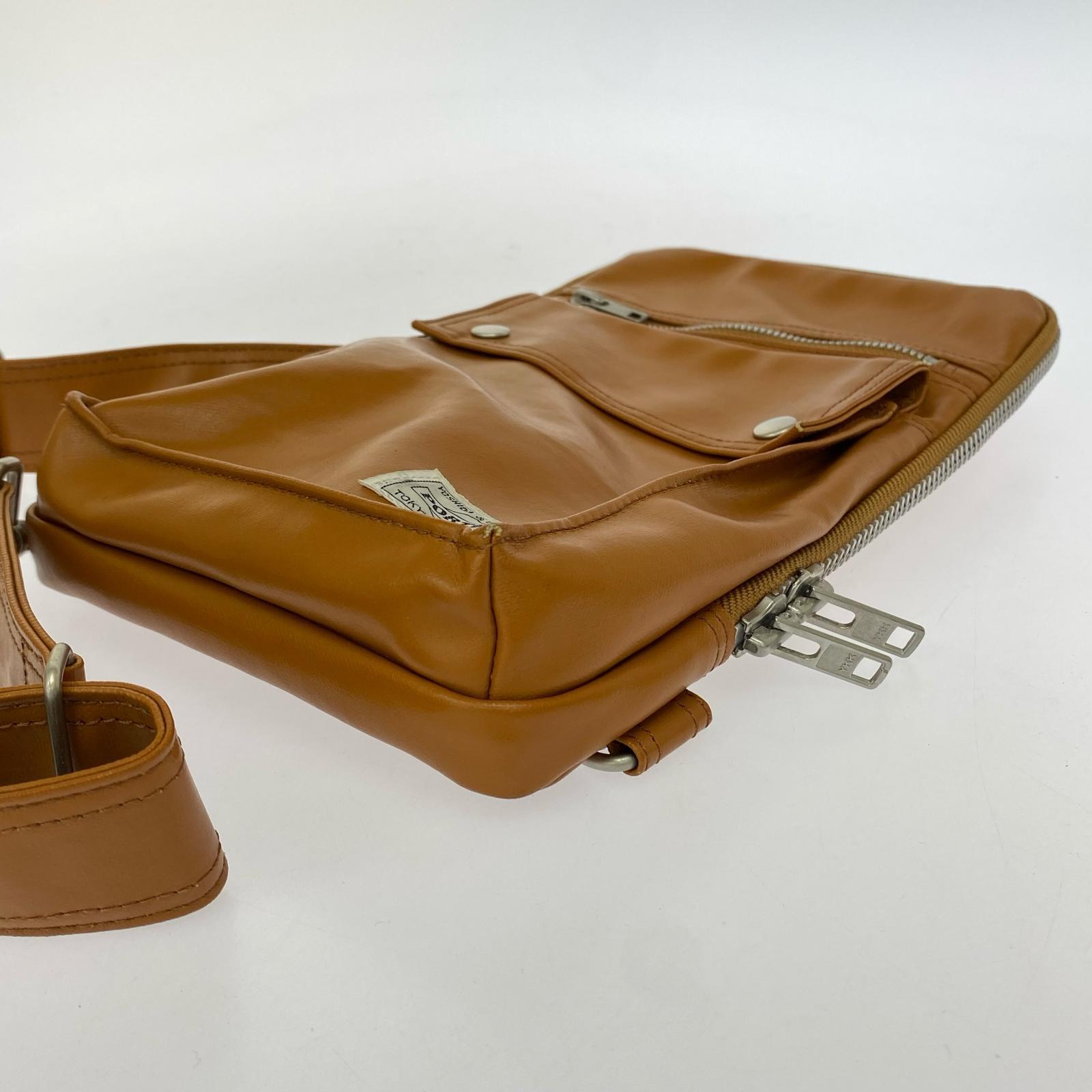 ショルダーバッグ FREE STYLE SLING SHOULDER BAG ブラウン