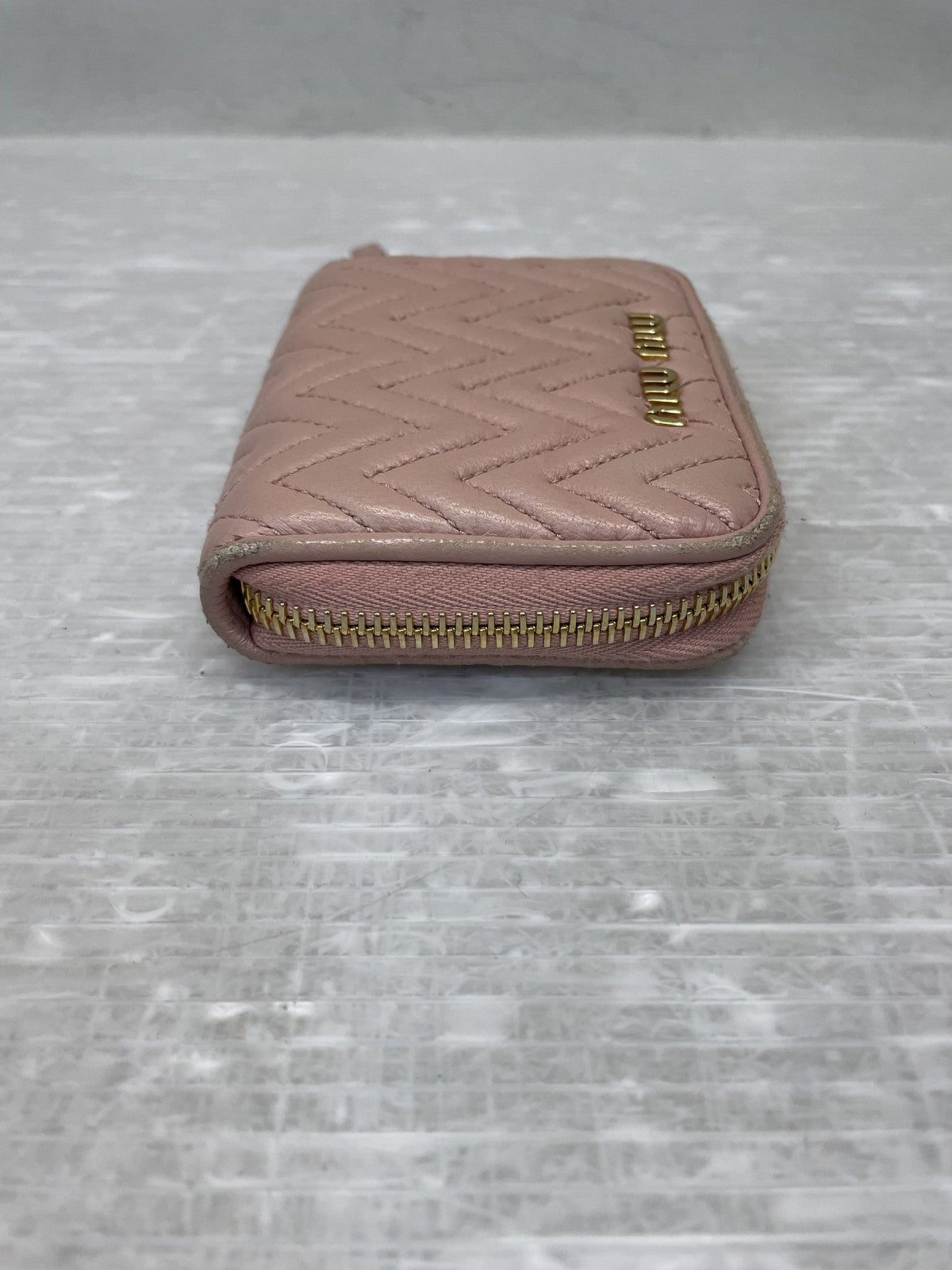 miumiu ラウンドジップ コインカードケース ピンク