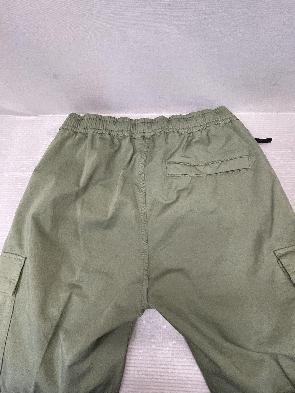 パンツ STONE ISLAND ガーメントダイテーパードカーゴパンツ