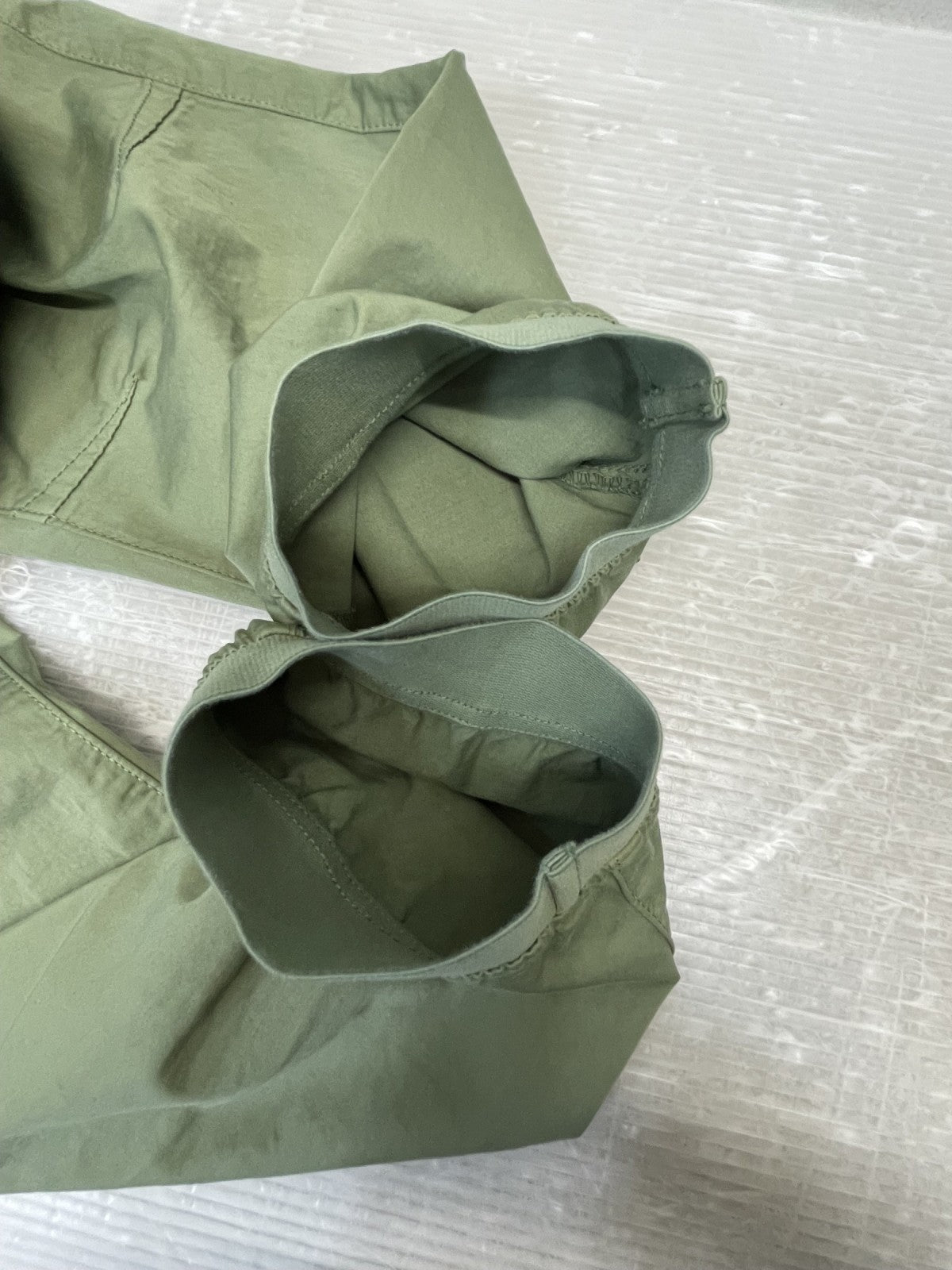 パンツ STONE ISLAND ガーメントダイテーパードカーゴパンツ