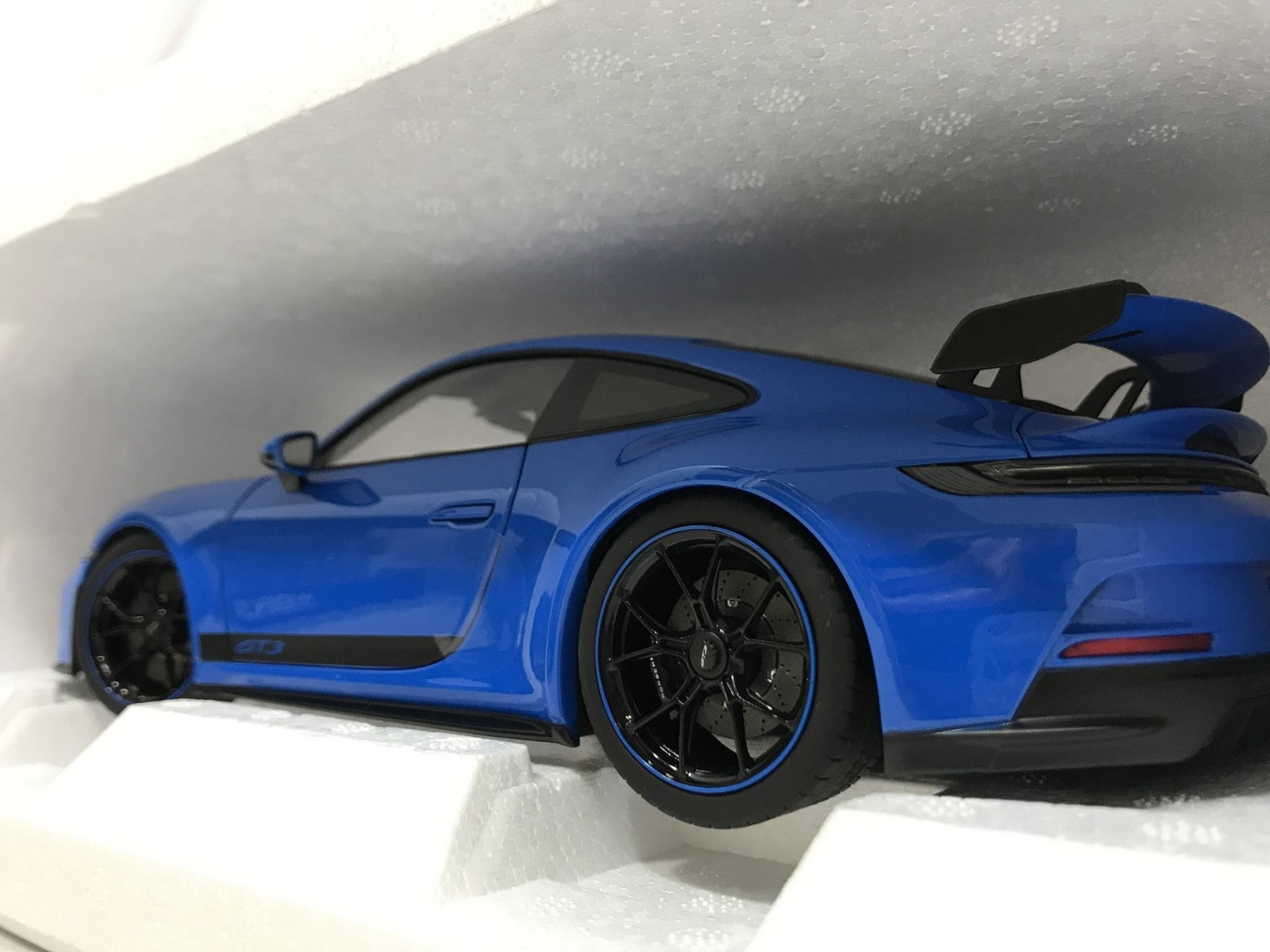 Norev 1/18 ポルシェ 911 GT3 2021 シャークブルー スケールカー