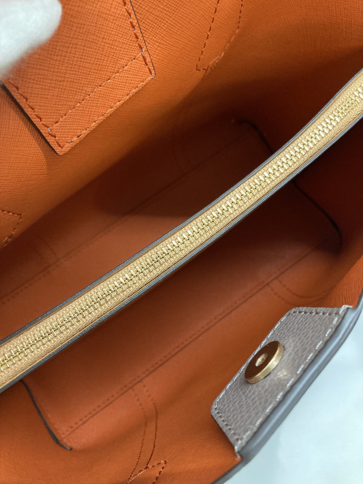 Tory Burch ペリースモールトリプル 2WAYバッグ