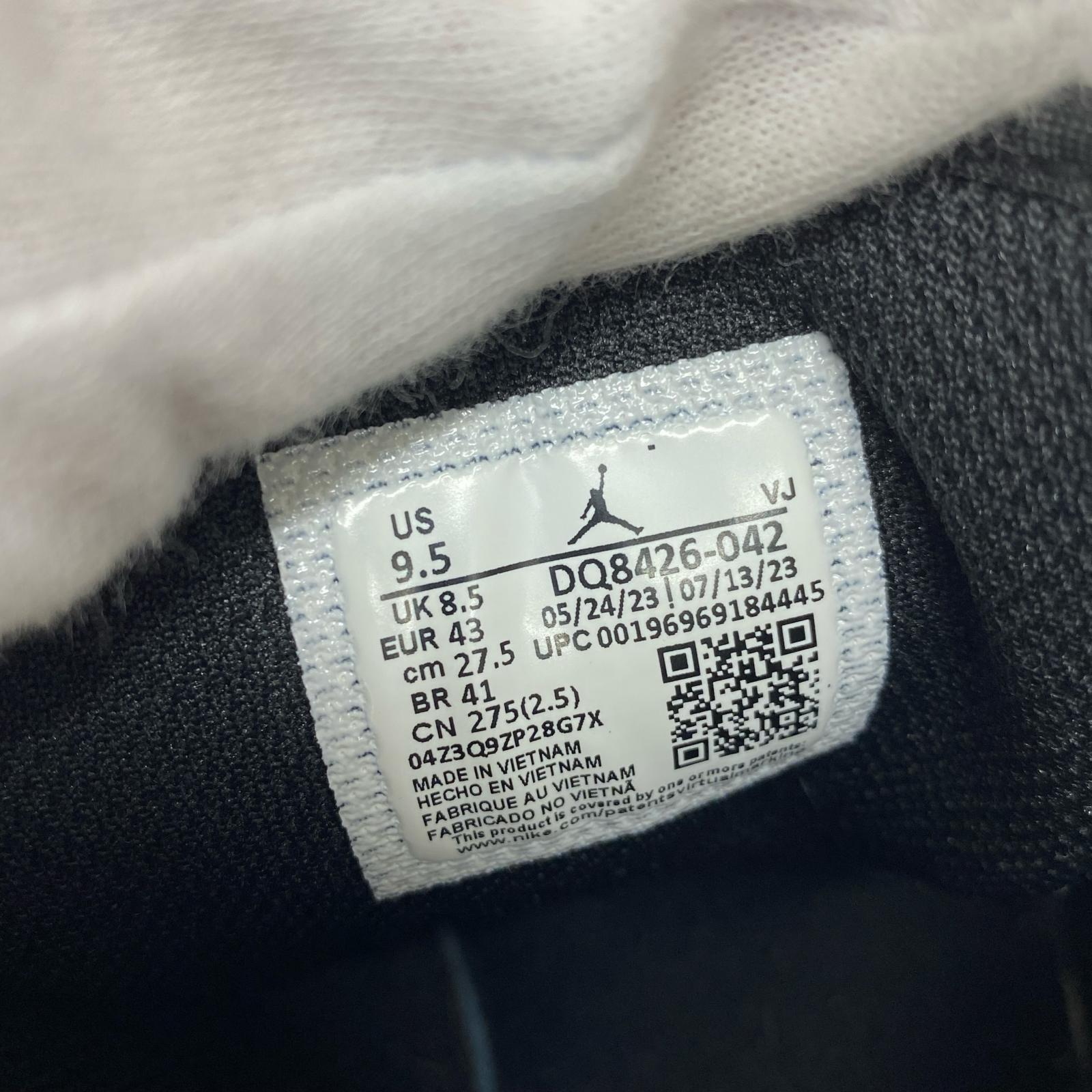 スニーカー NIKE AIR JORDAN 1 MID ロイヤルブルー(27.5㎝)