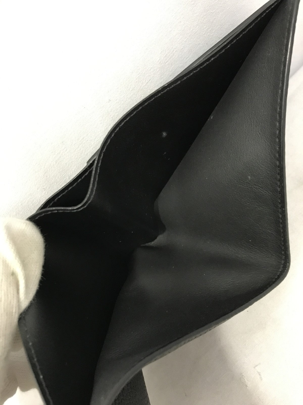 LV ポルトフォイユ・ミュルティプル M69829
