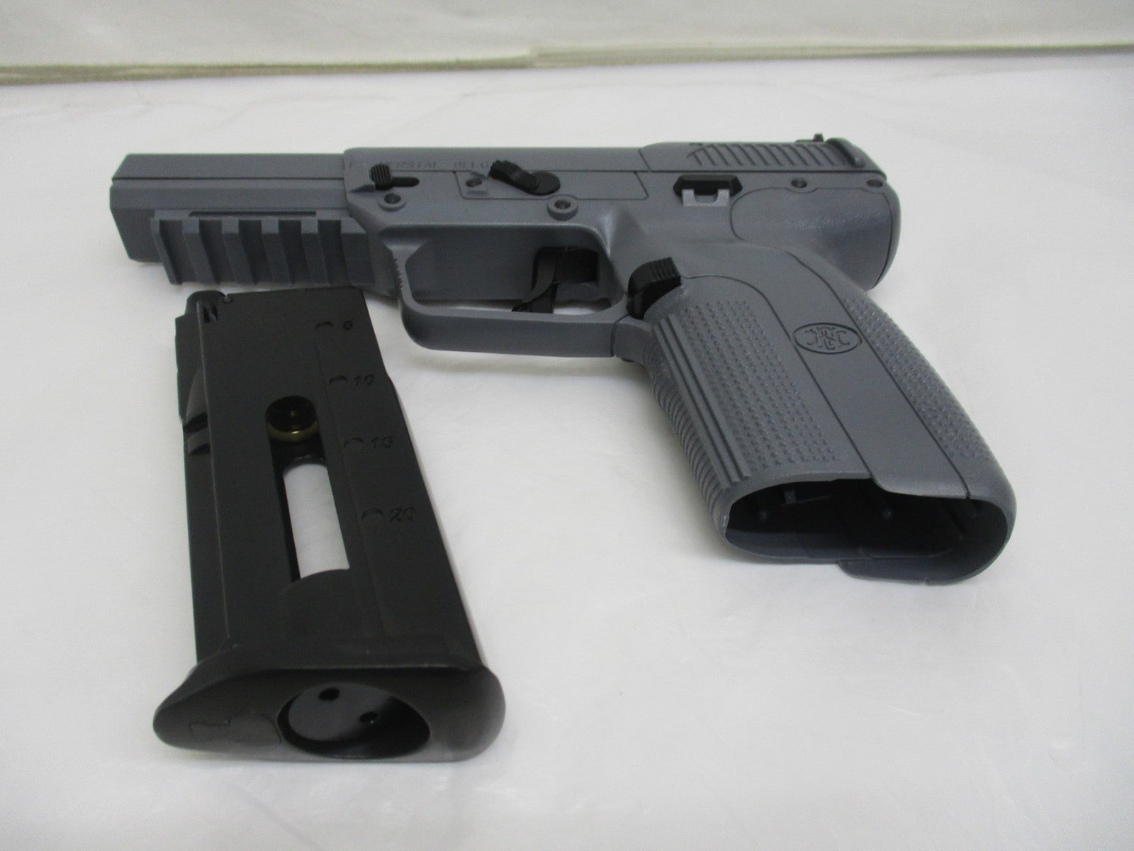 マルシン Five-seveN Ver.2 アルミピストン ガン