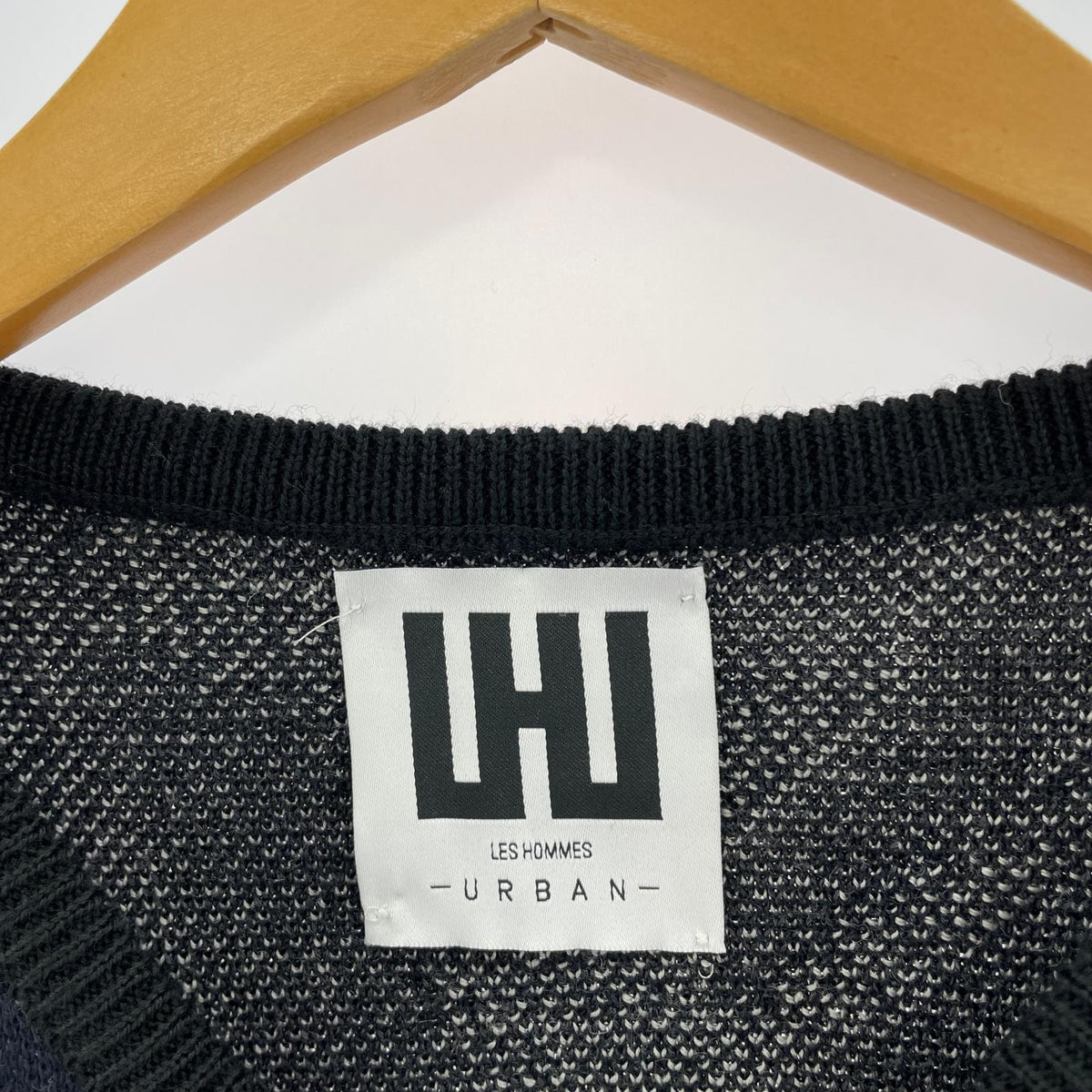 ニット LESHOMMES URBAN カモフラージュ (S) M
