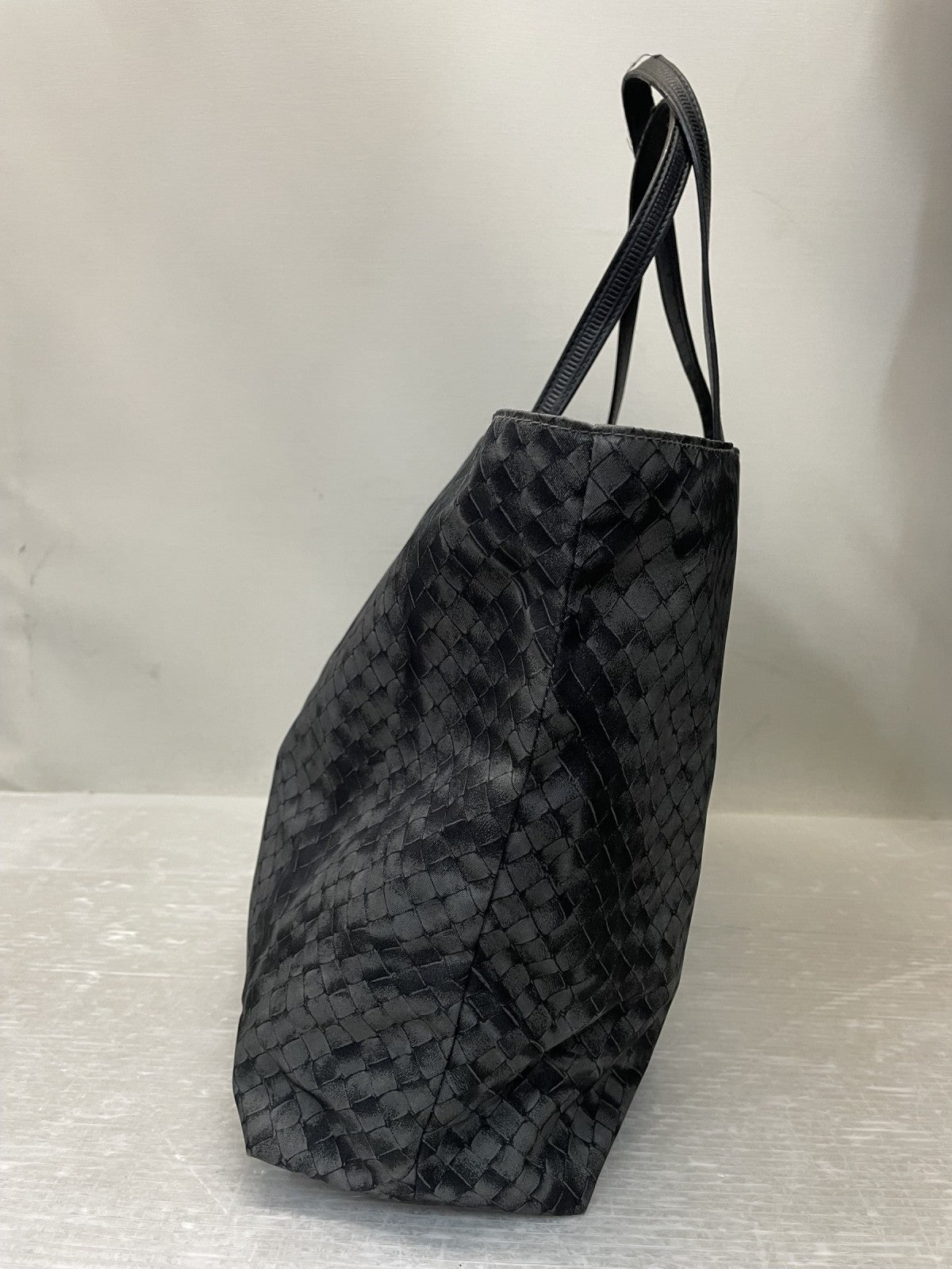 Bottega Veneta インストレッチオリュージョン パイソン転写 トートバッグ
