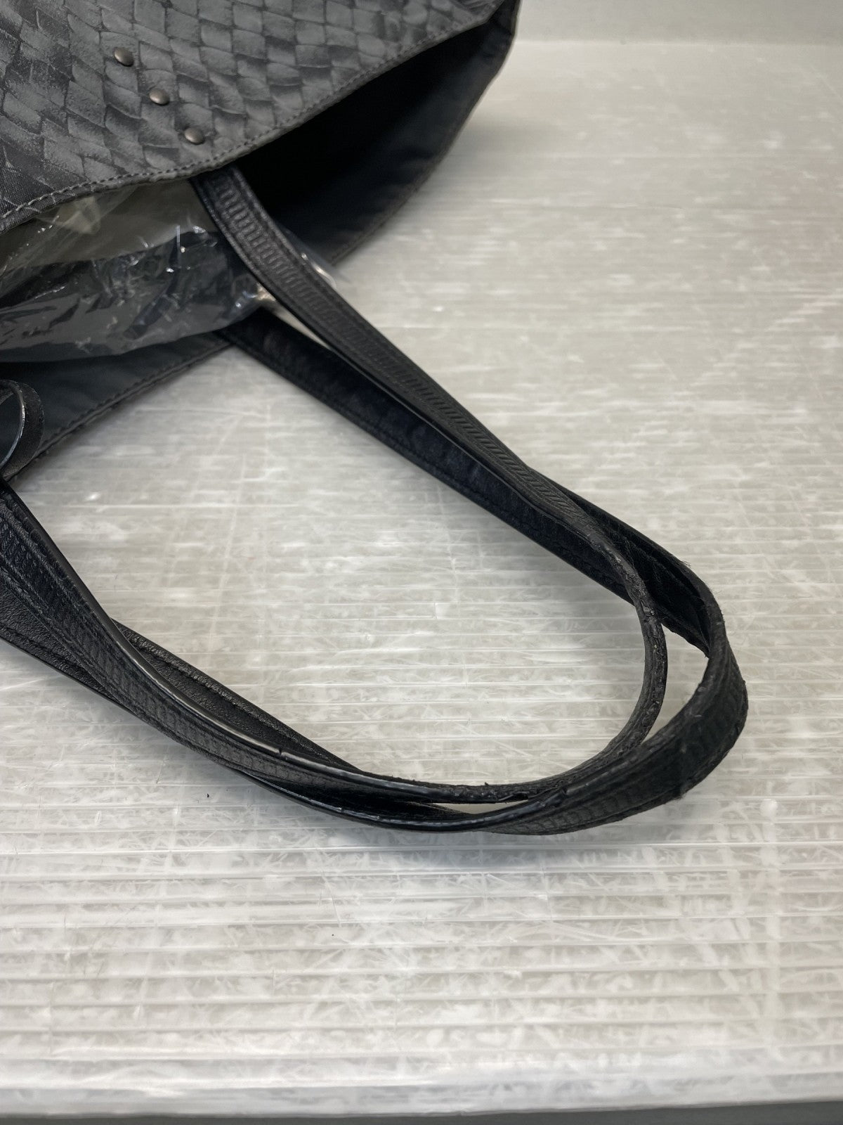 Bottega Veneta インストレッチオリュージョン パイソン転写 トートバッグ