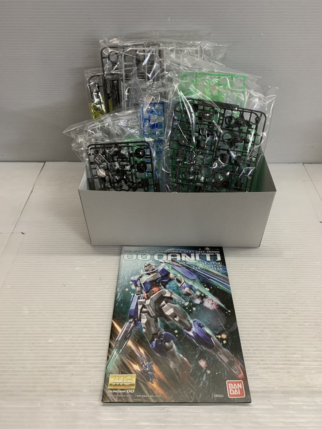 MG ダブルオークアンタ ガンプラEXPO限定クリアカラー ガンプラ
