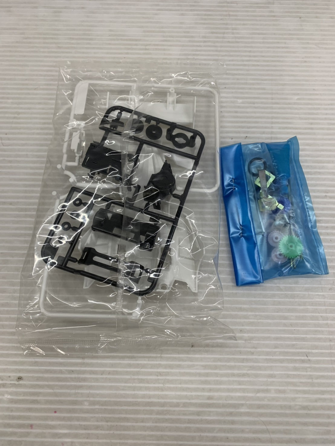 フルカウルミニ四駆 1/32 サイクロンマグナムスーパーTZシャーシ ミニカーその他