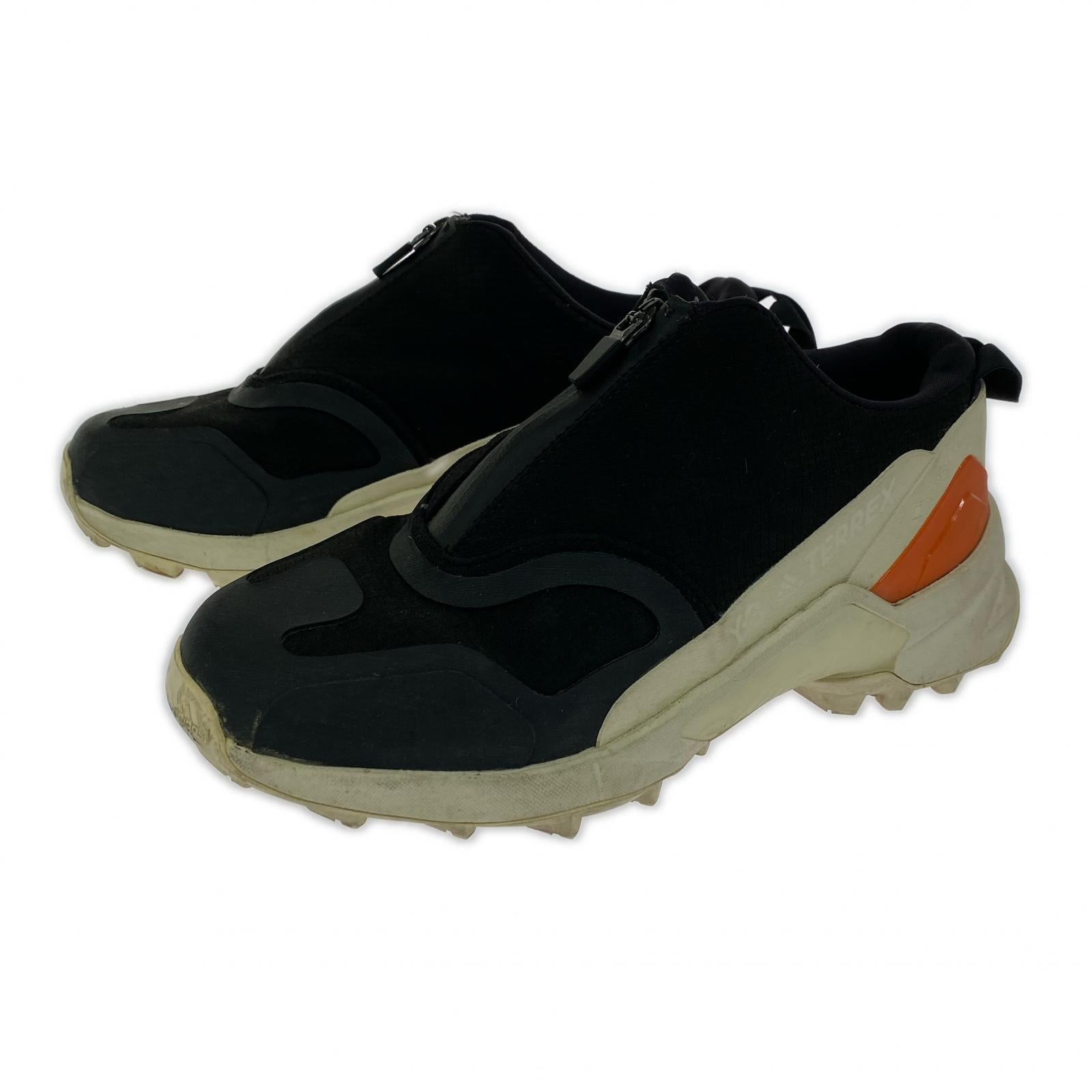 スニーカー TERREX SWIFT R3 GTX/23.5cm 23.5cm (US5 1/2 UK5 EU37) ブラック