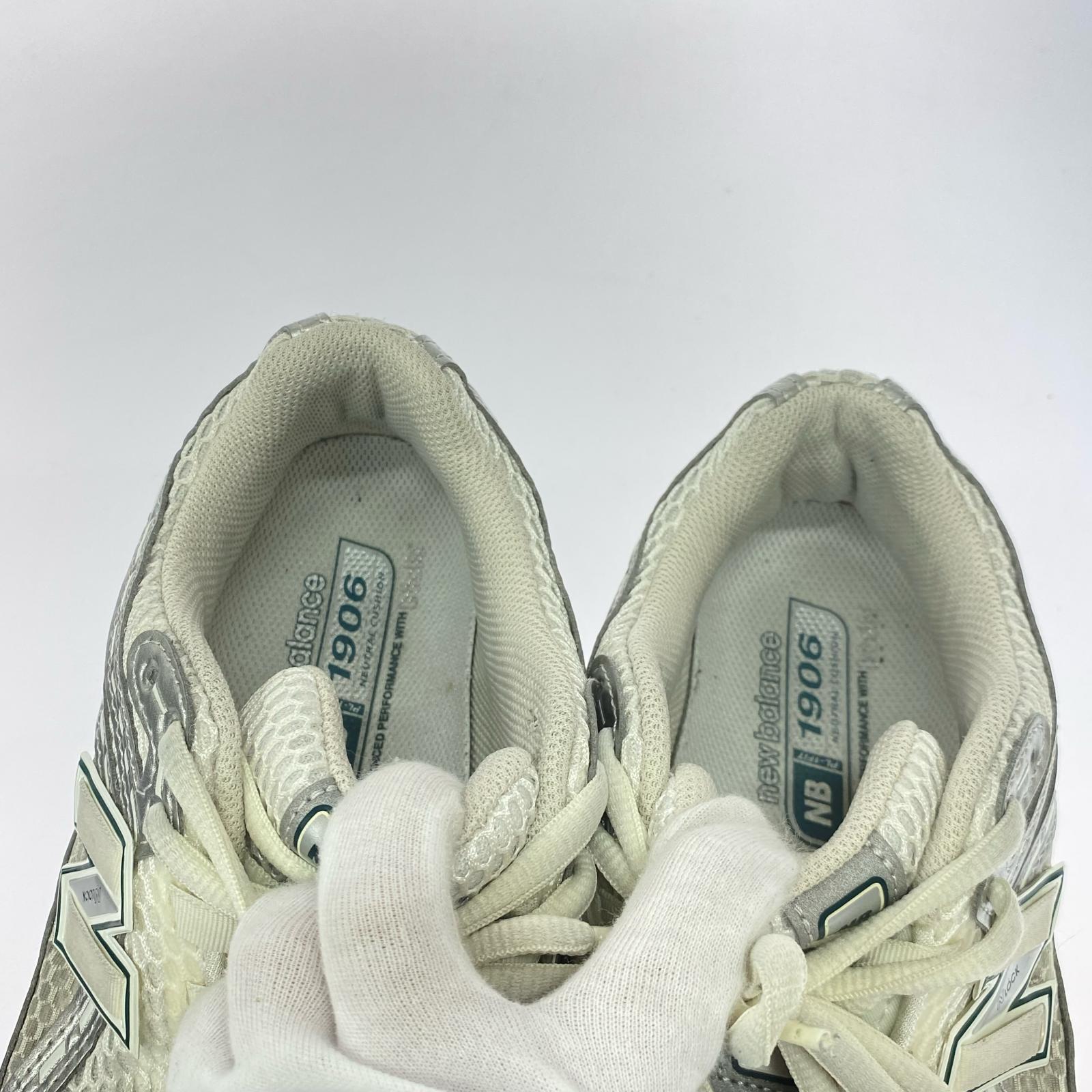 スニーカー M1906REE SILVER/WHITE 27cm 27cm (US9 UK8 1/2 EU44)