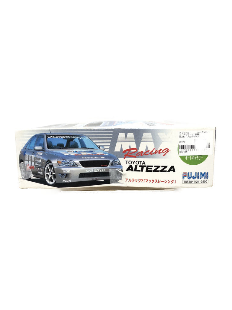 FUJIMI アルテッツァ カープラモ・ミニ四駆