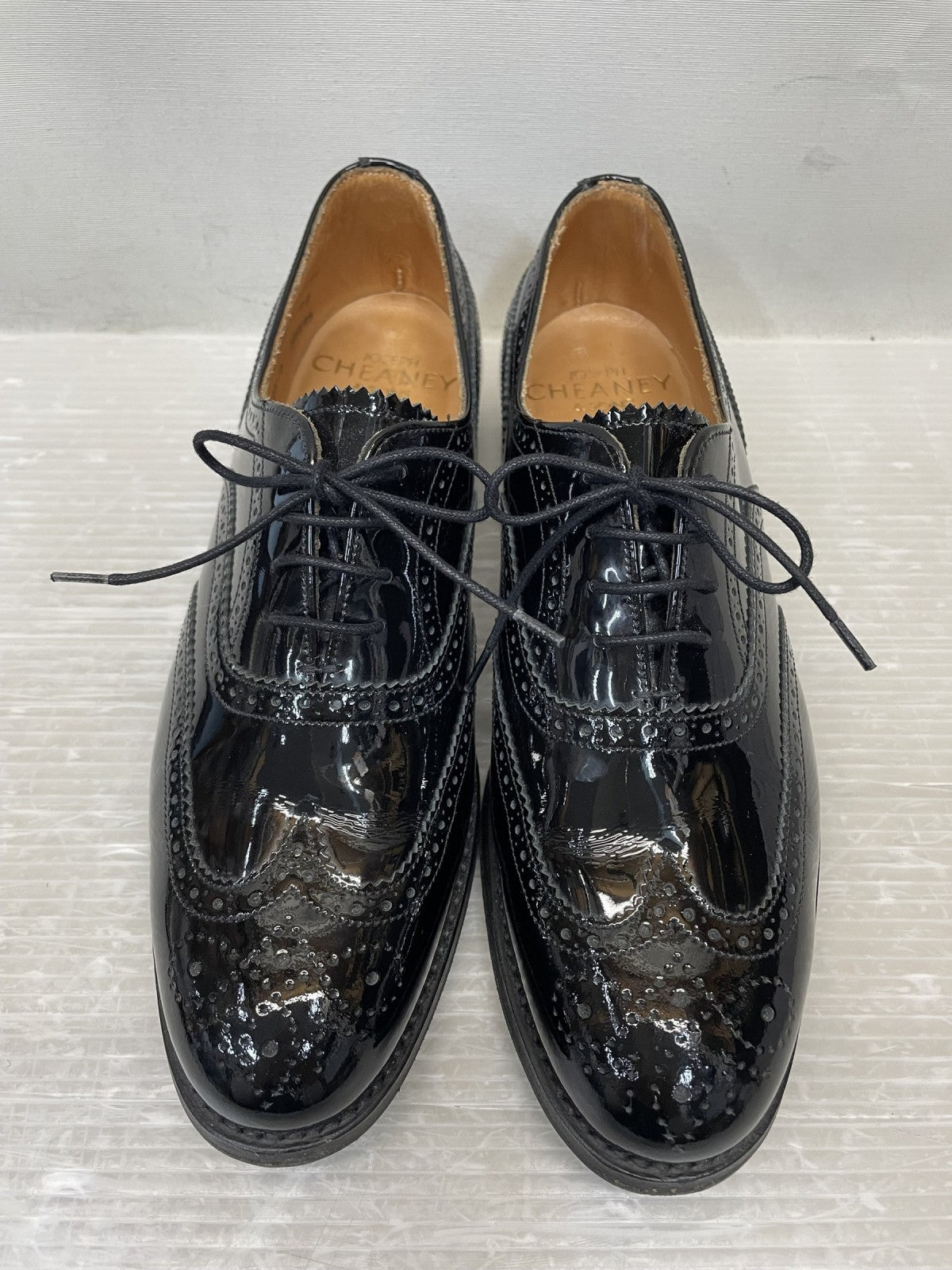 シューズ JOSEPH CHEANEY&SONS BESSIE パテント ウイングチップシューズ 4 1/2D 黒