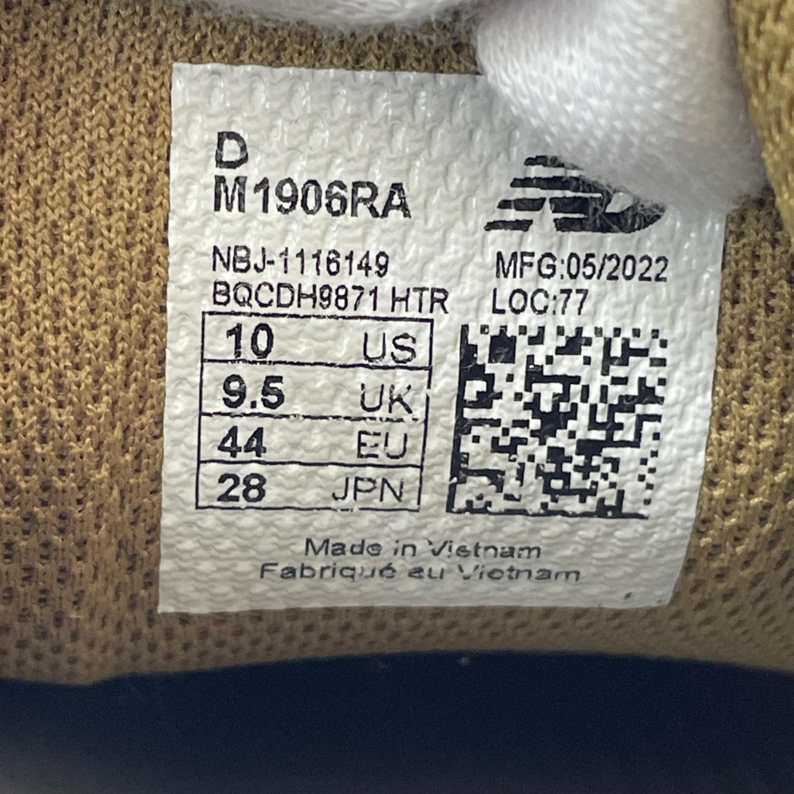 スニーカー M1906RA/28.0㎝ 28cm (US10 UK9 1/2 EU46) グレー