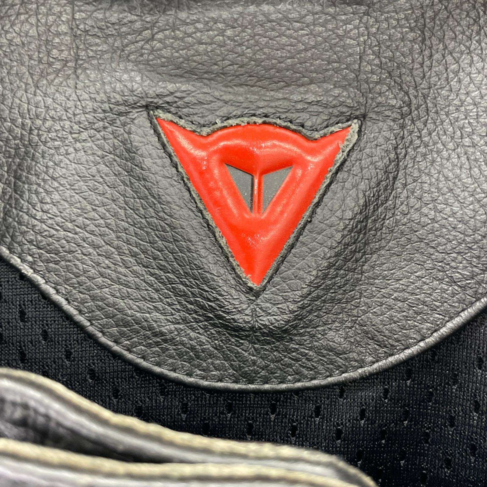 ライダースジャケット Dainese プロテクター付きレザーライディングジャケット 黒 ブラック