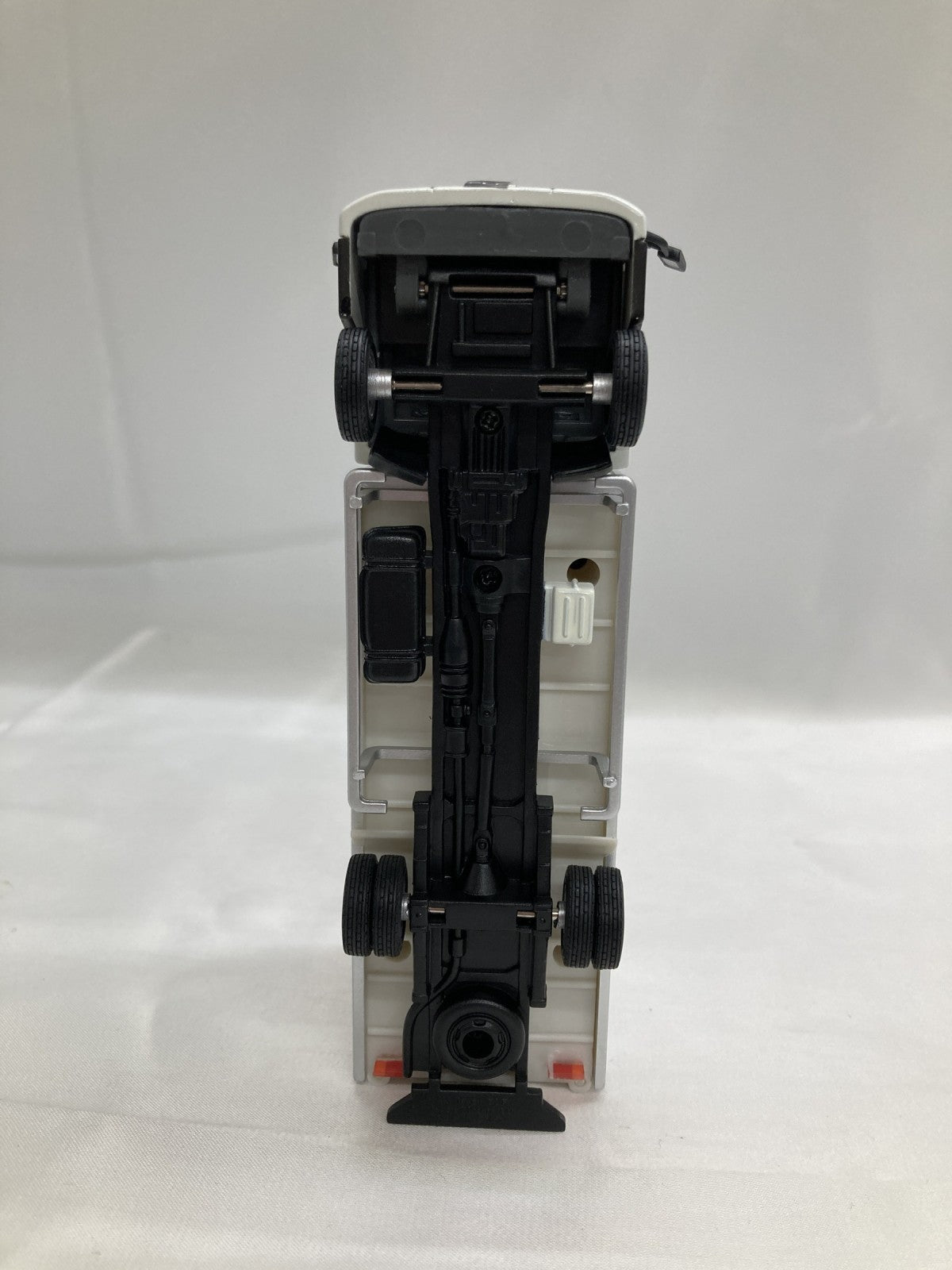 1/43 ISUZU ELF スケールカー