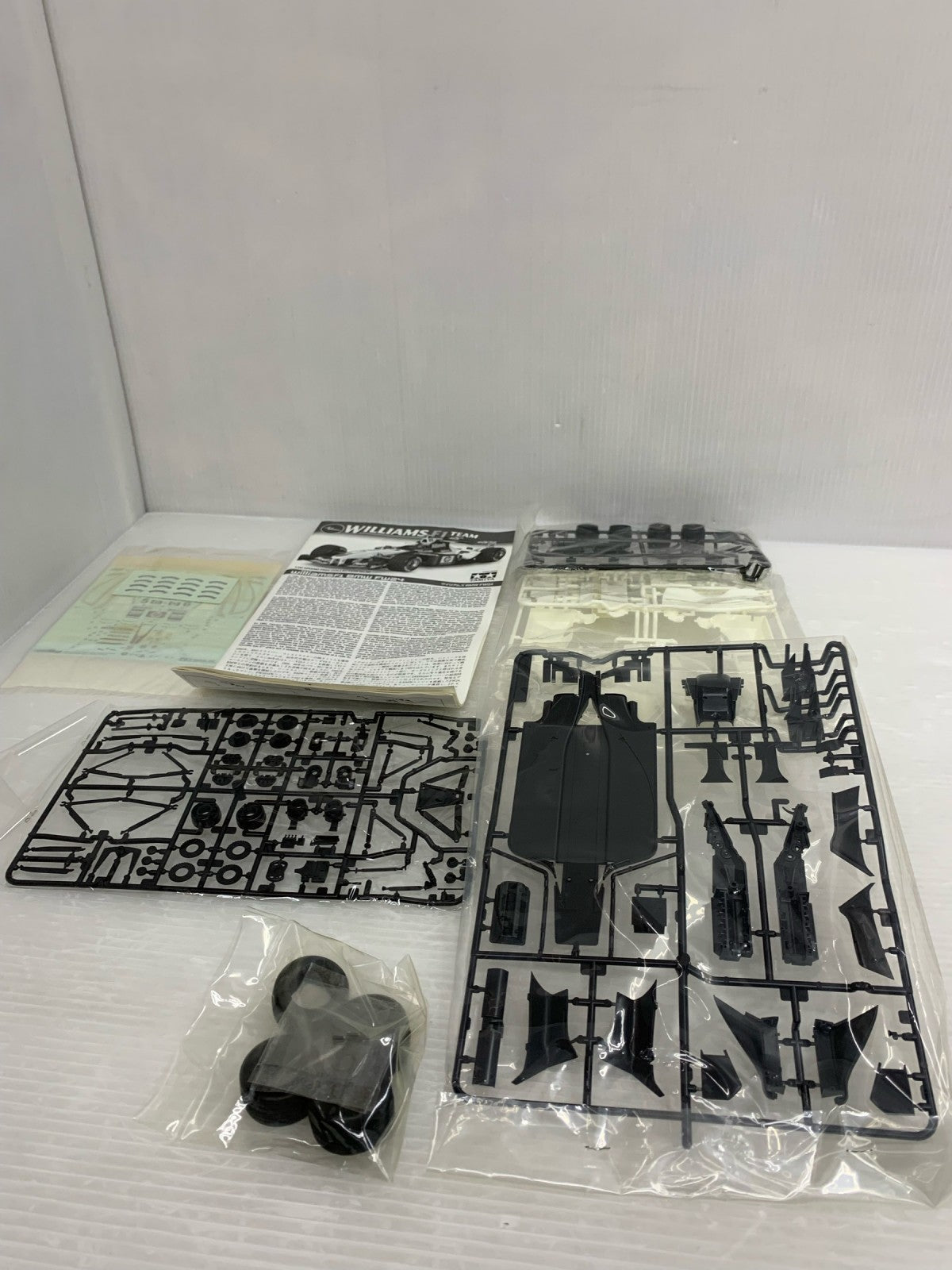 TAMIYA 1/20 BMW FW24 ウィリアムズ F1 カープラモ・ミニ四駆