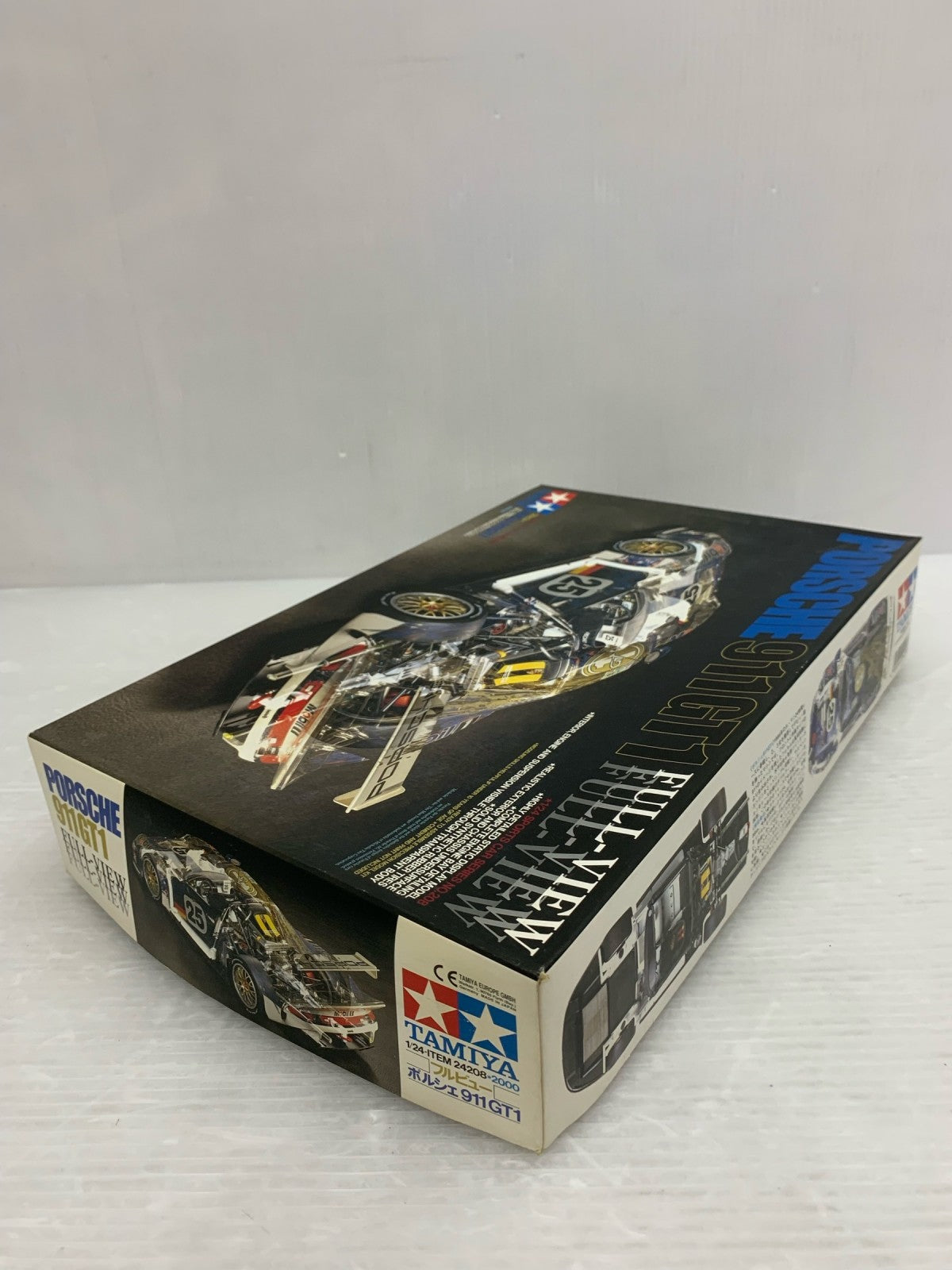 1/24 フルビュー ポルシェ 911 GT1 カープラモ・ミニ四駆